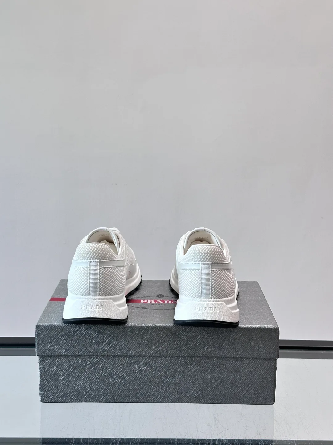 Кроссовки Мужские Prada 17349411