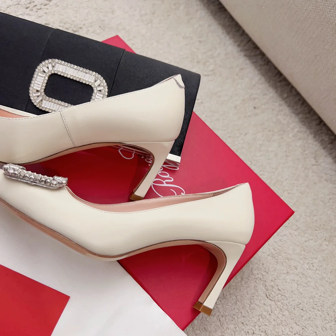 Туфли Женские Roger Vivier 17550745