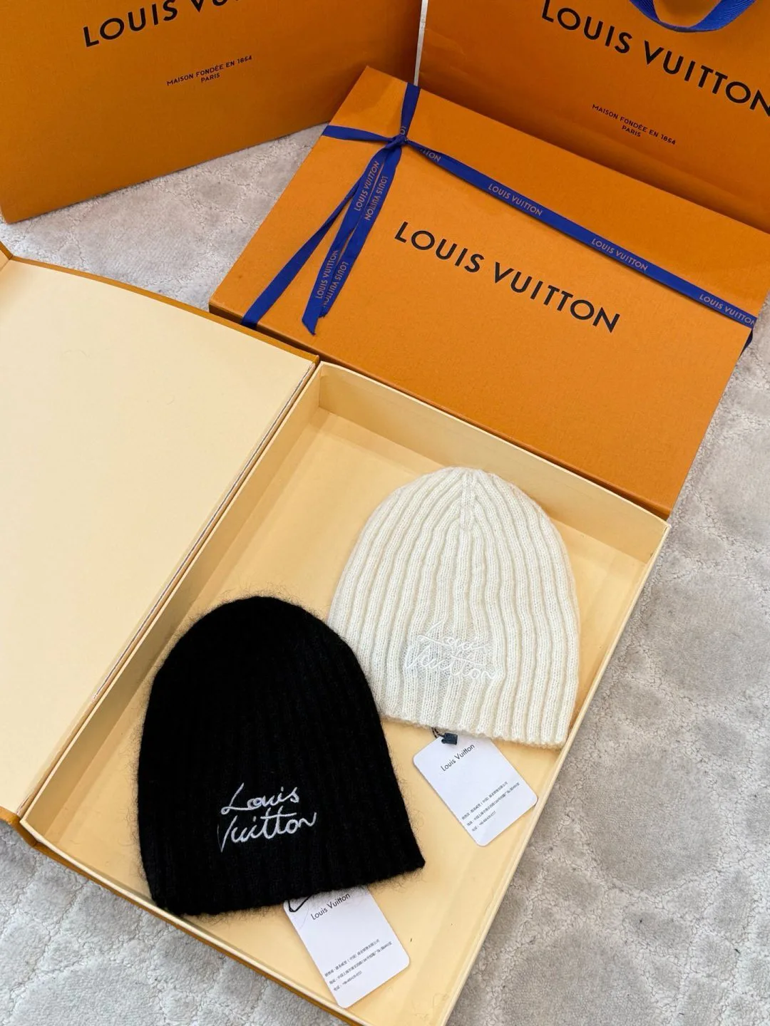 Головные Уборы Louis Vuitton 412773