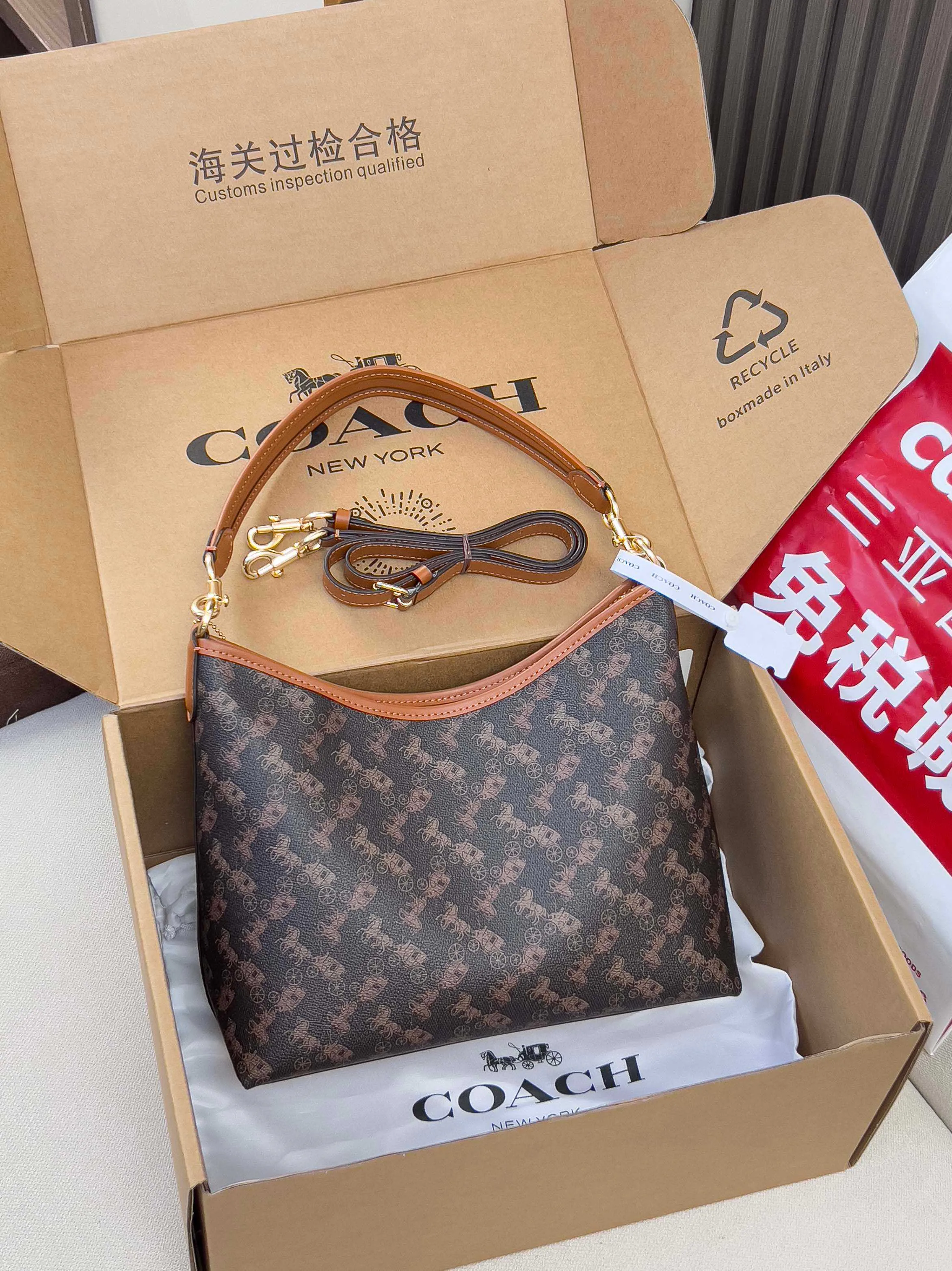 Классические Сумки Женские Coach 11204170