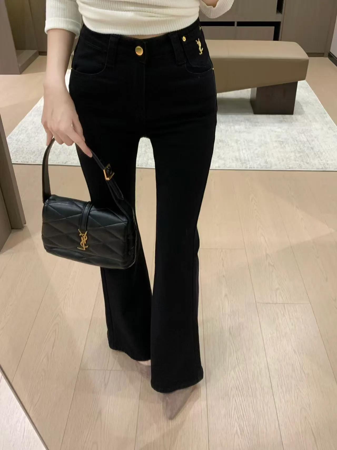 Джинсы Женские Saint Laurent 19588884