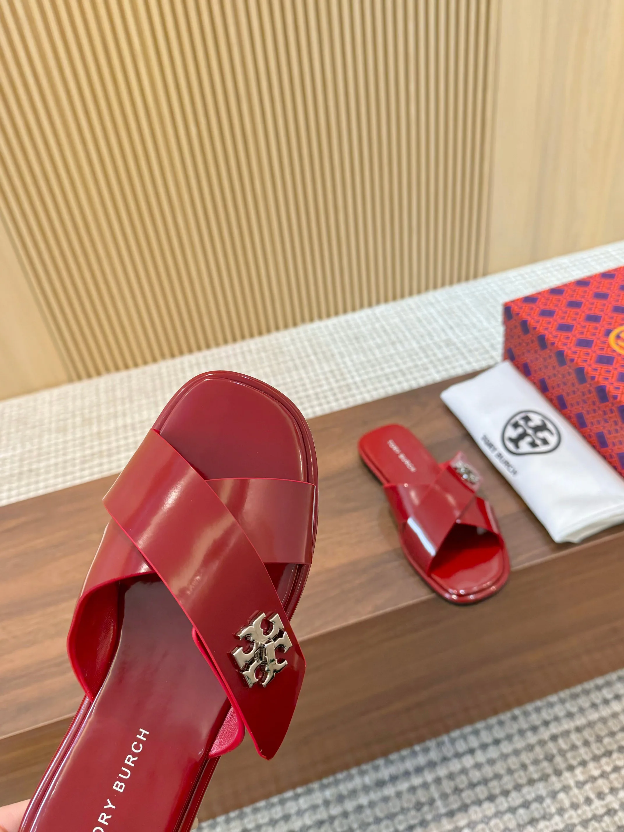 Шлепанцы Женские Tory Burch 35819