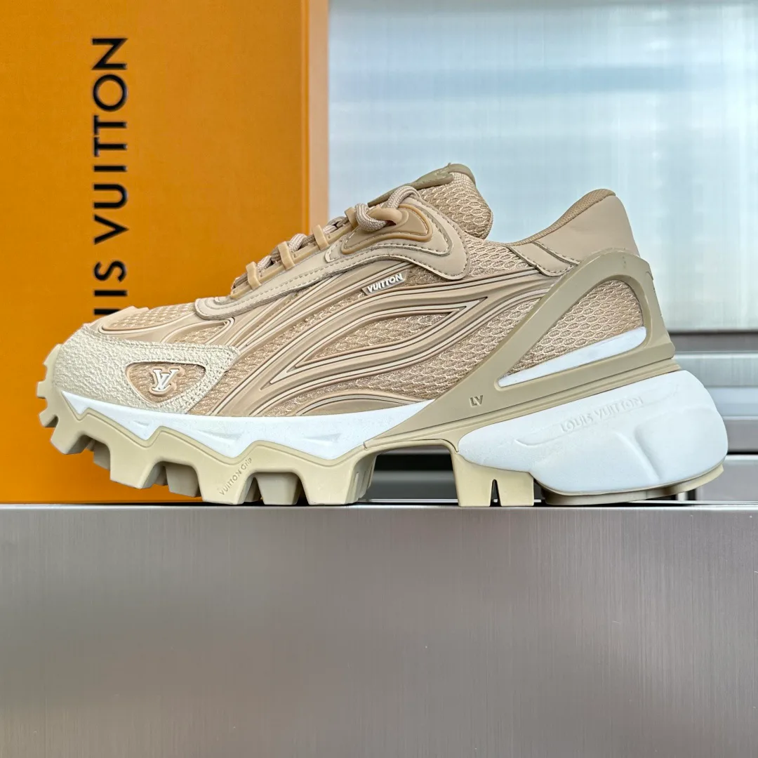 Кроссовки Женские Louis Vuitton 17950393