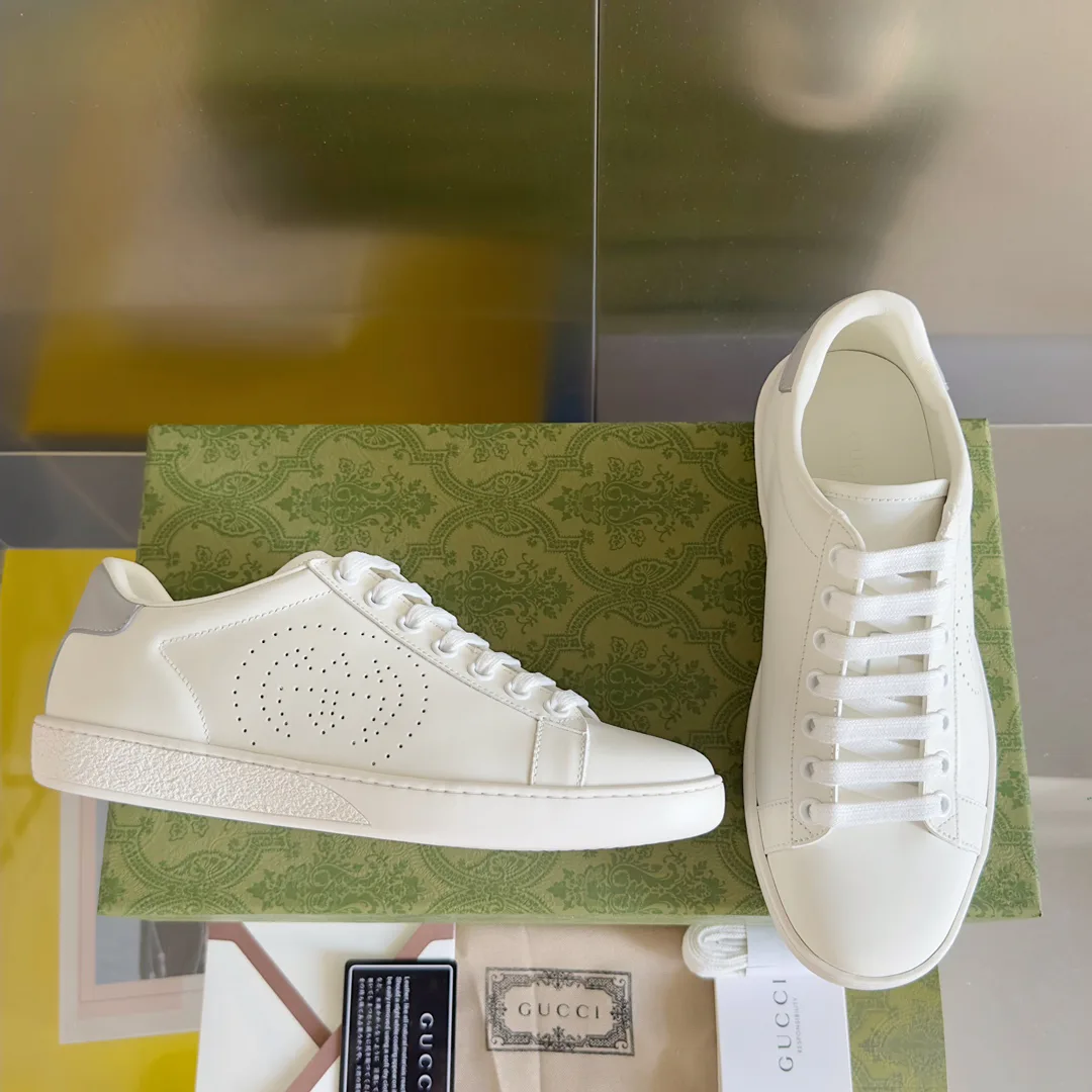 Кроссовки Женские Gucci 17620481