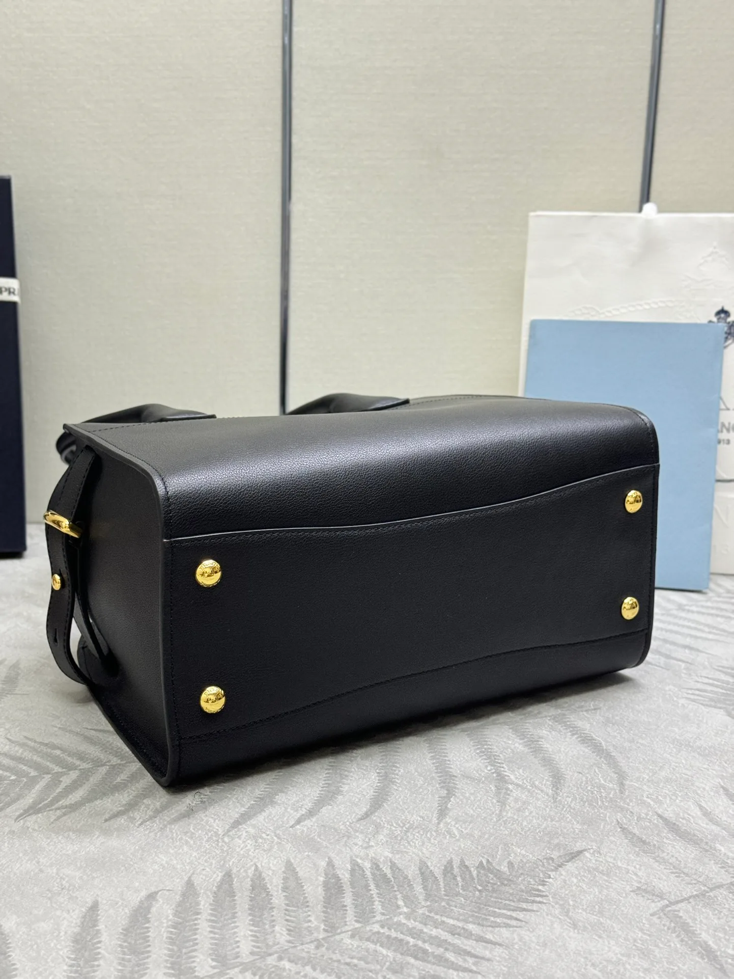 Классические Сумки Женские Prada 617080