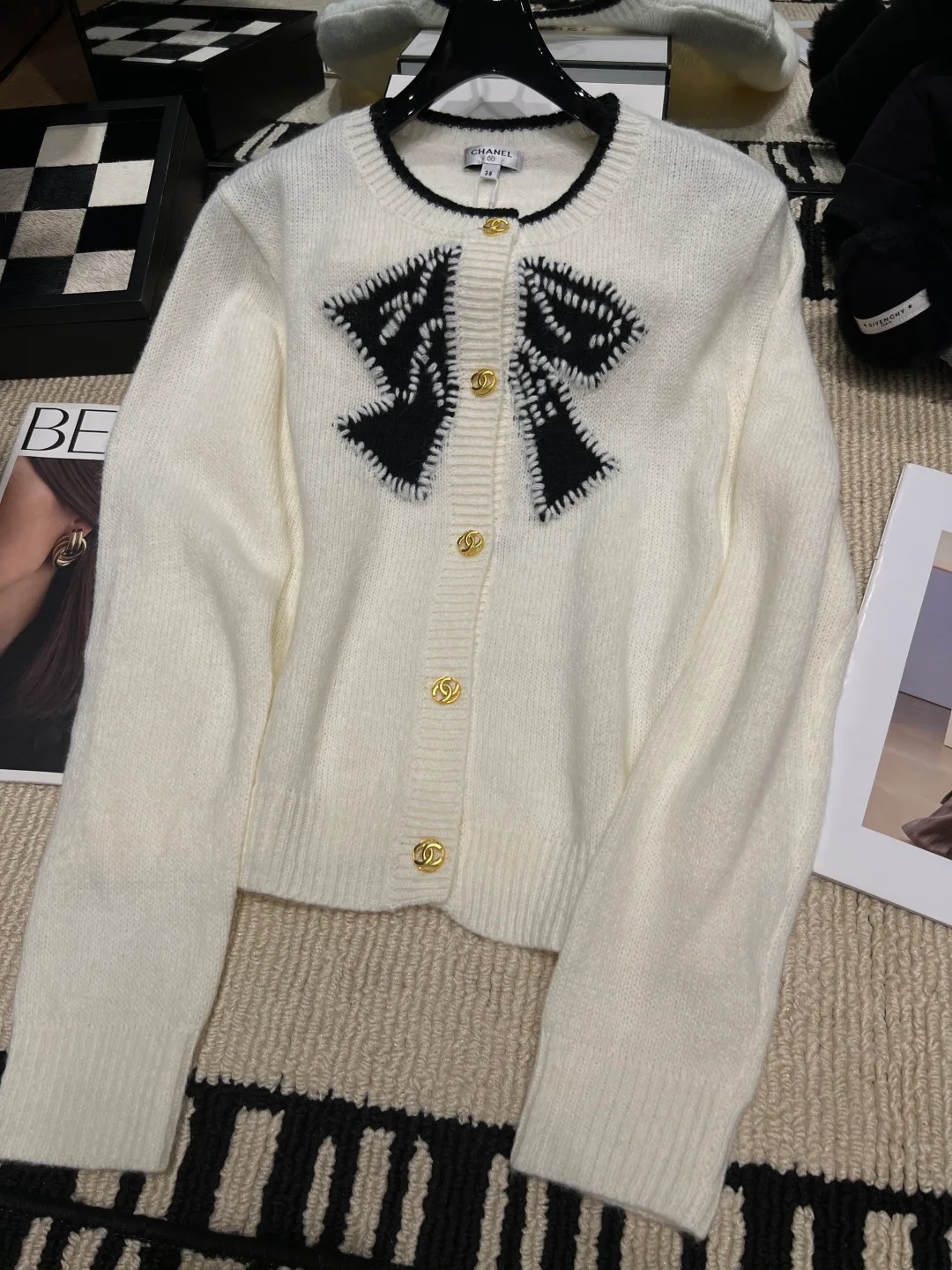 Джемперы И Свитеры Женские Chanel 18325783