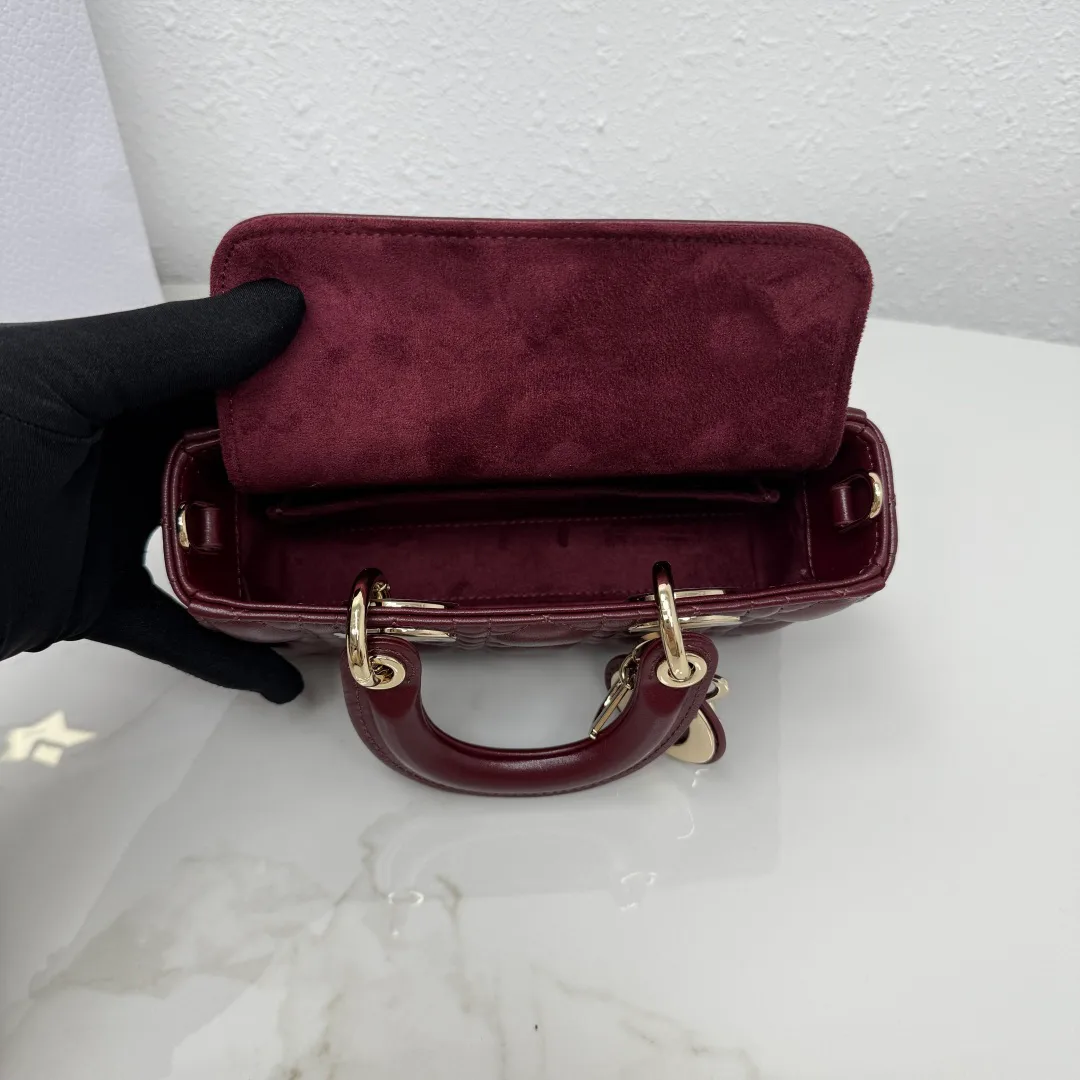 Классические Сумки Женские Christian Dior 17601428