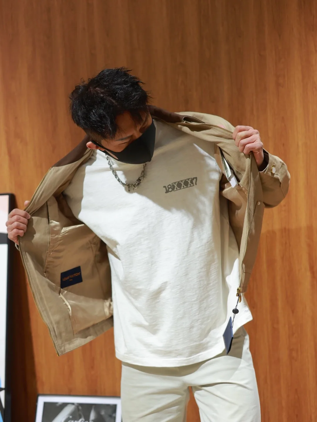 Куртки И Пуховики Мужские Louis Vuitton 1270776