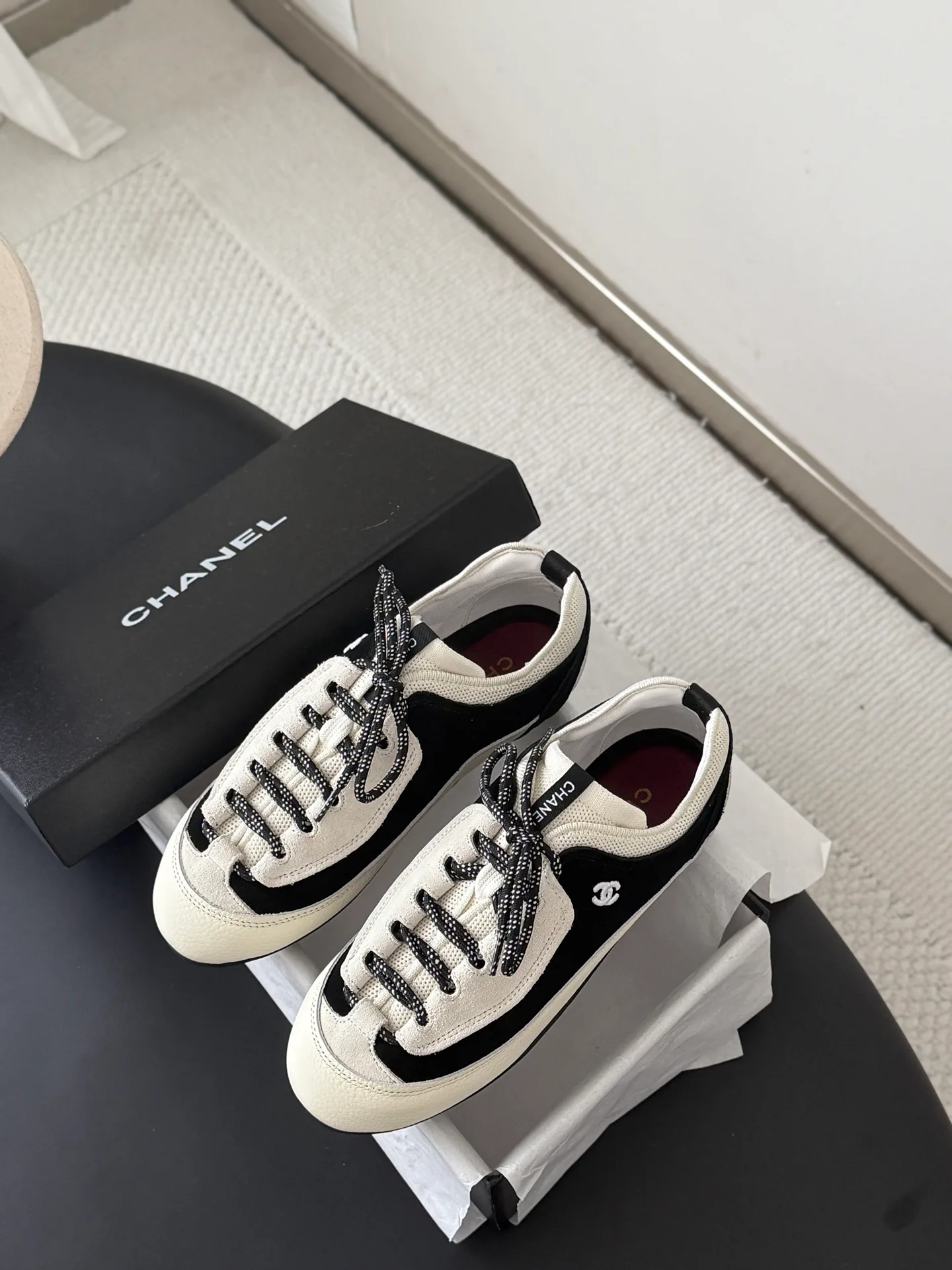 Кроссовки Женские Chanel 17360577
