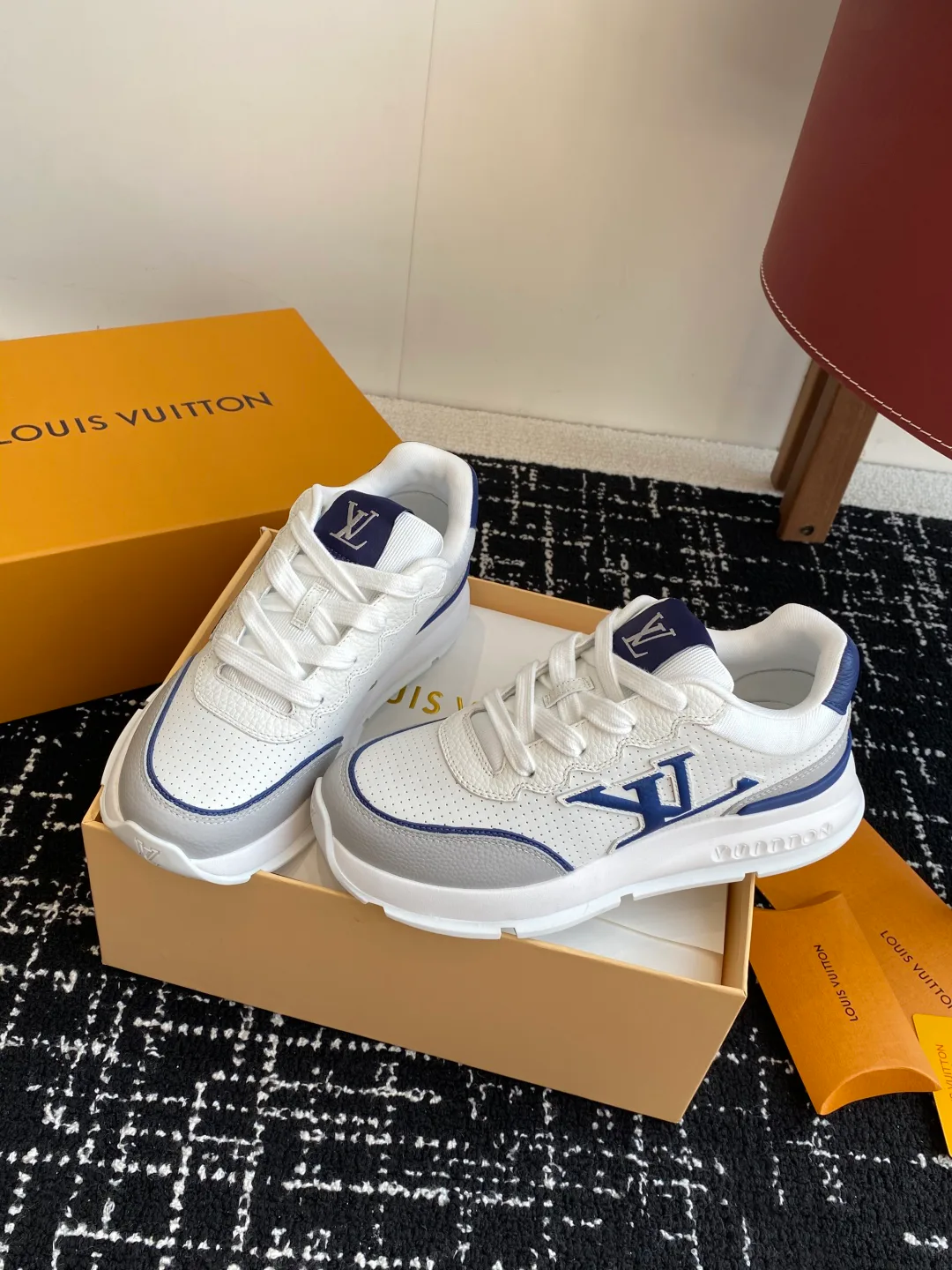 Кроссовки Мужские Louis Vuitton 28552