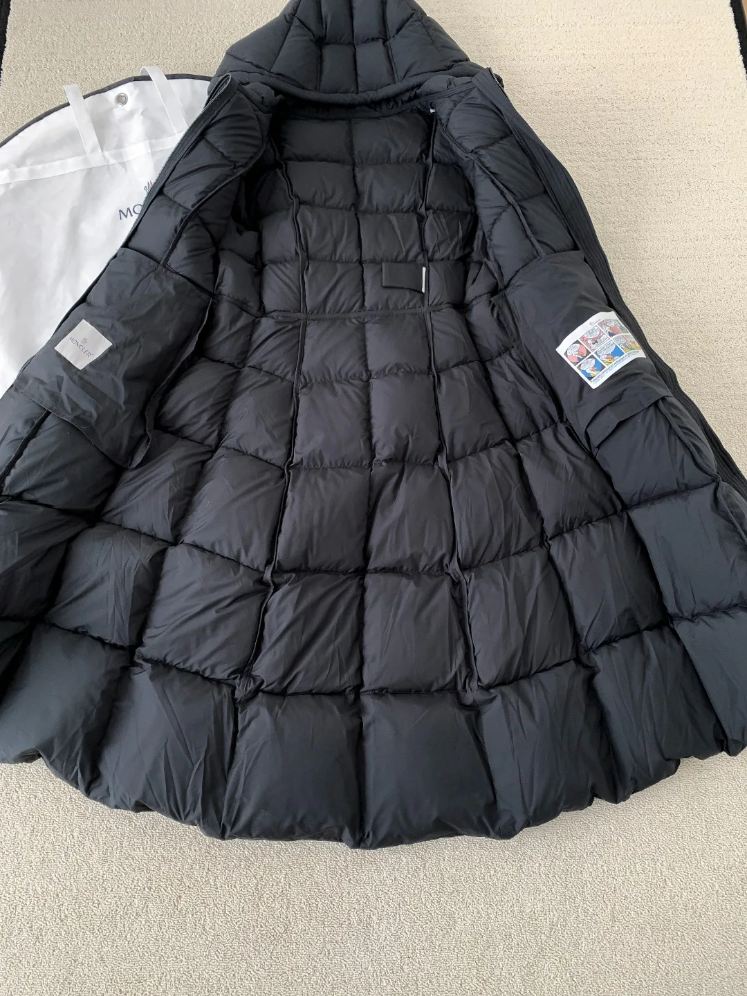 Пуховики Женские Moncler 441335