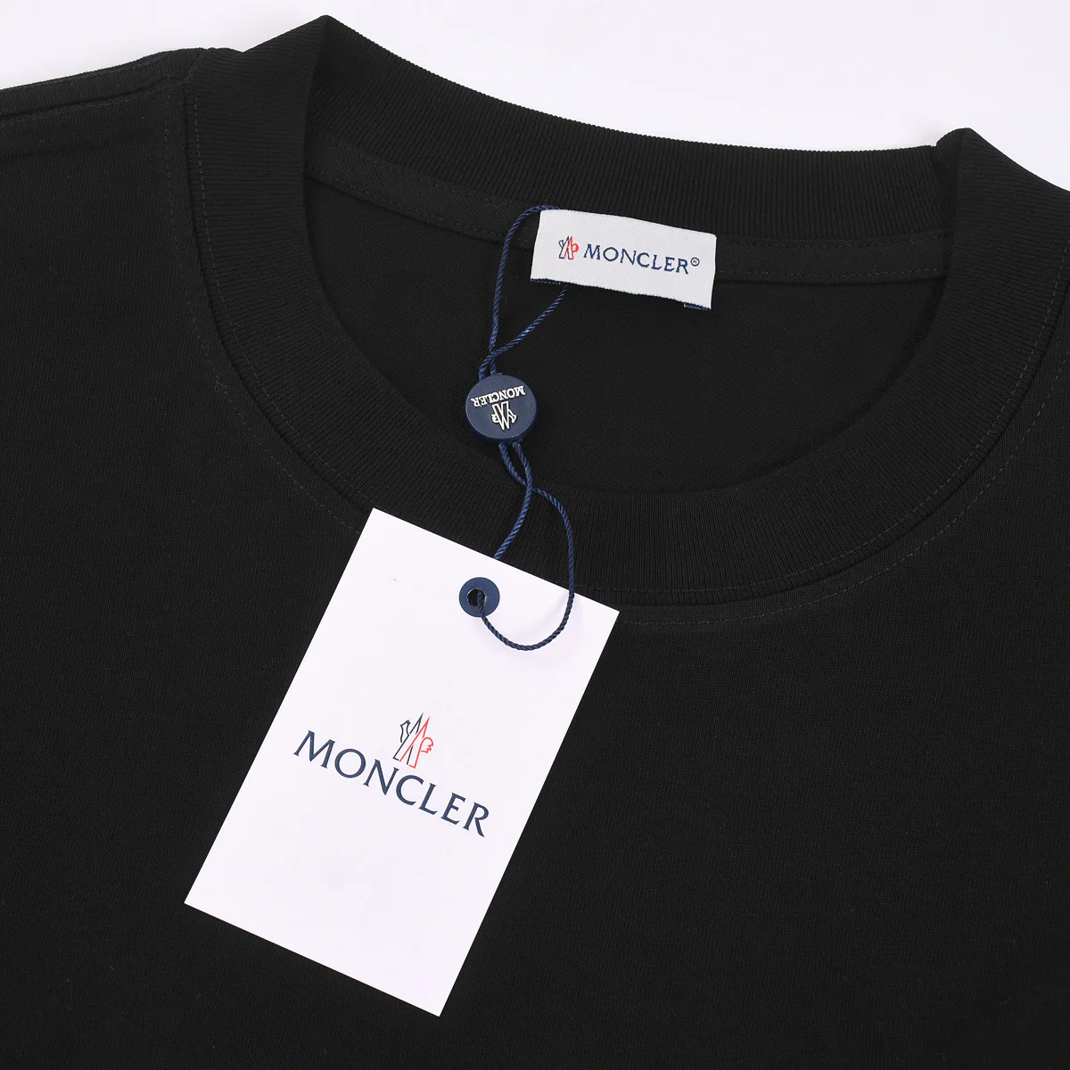 Футболки Женские Moncler 8327