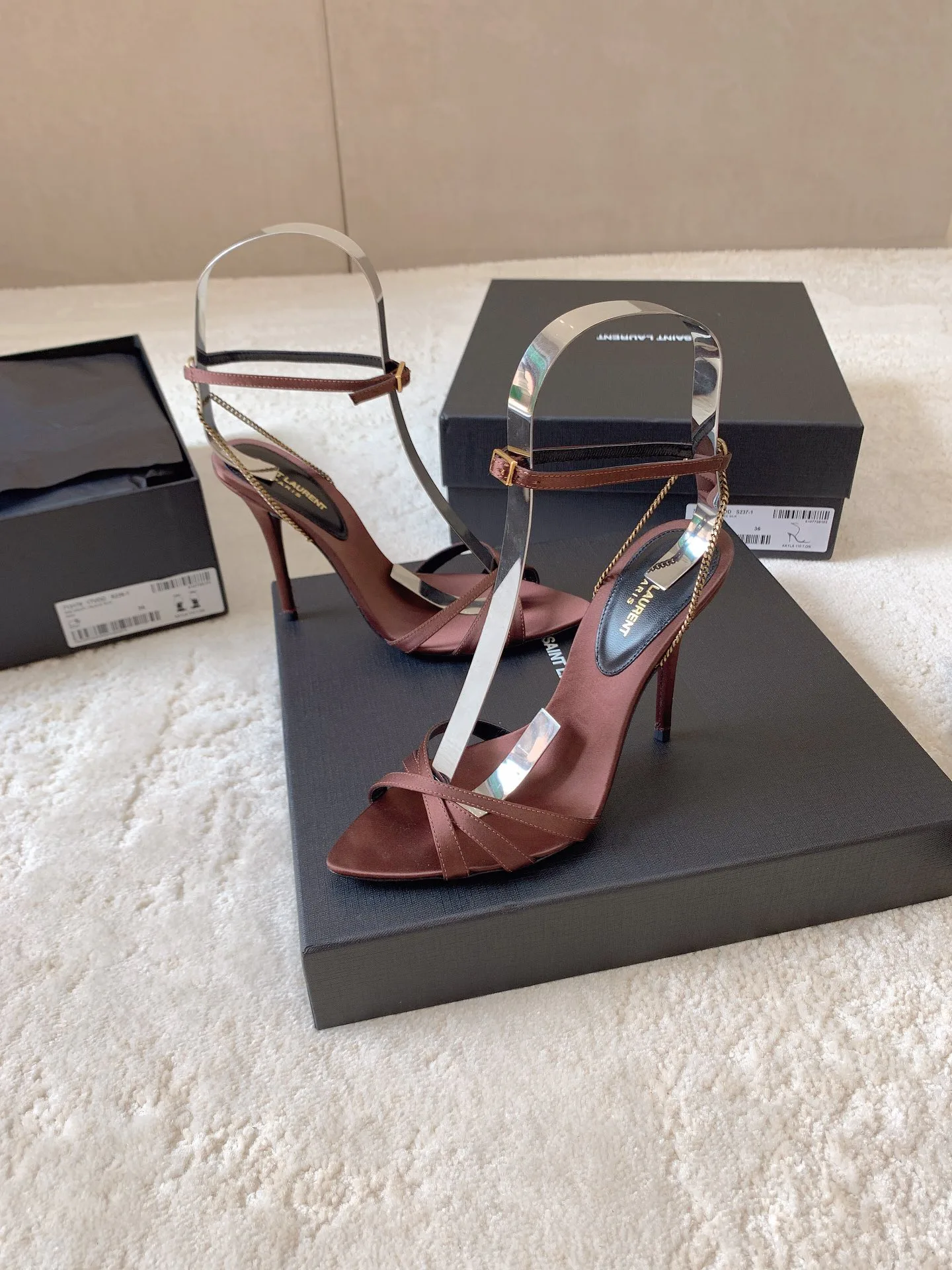 Босоножки Женские Saint Laurent 17431919