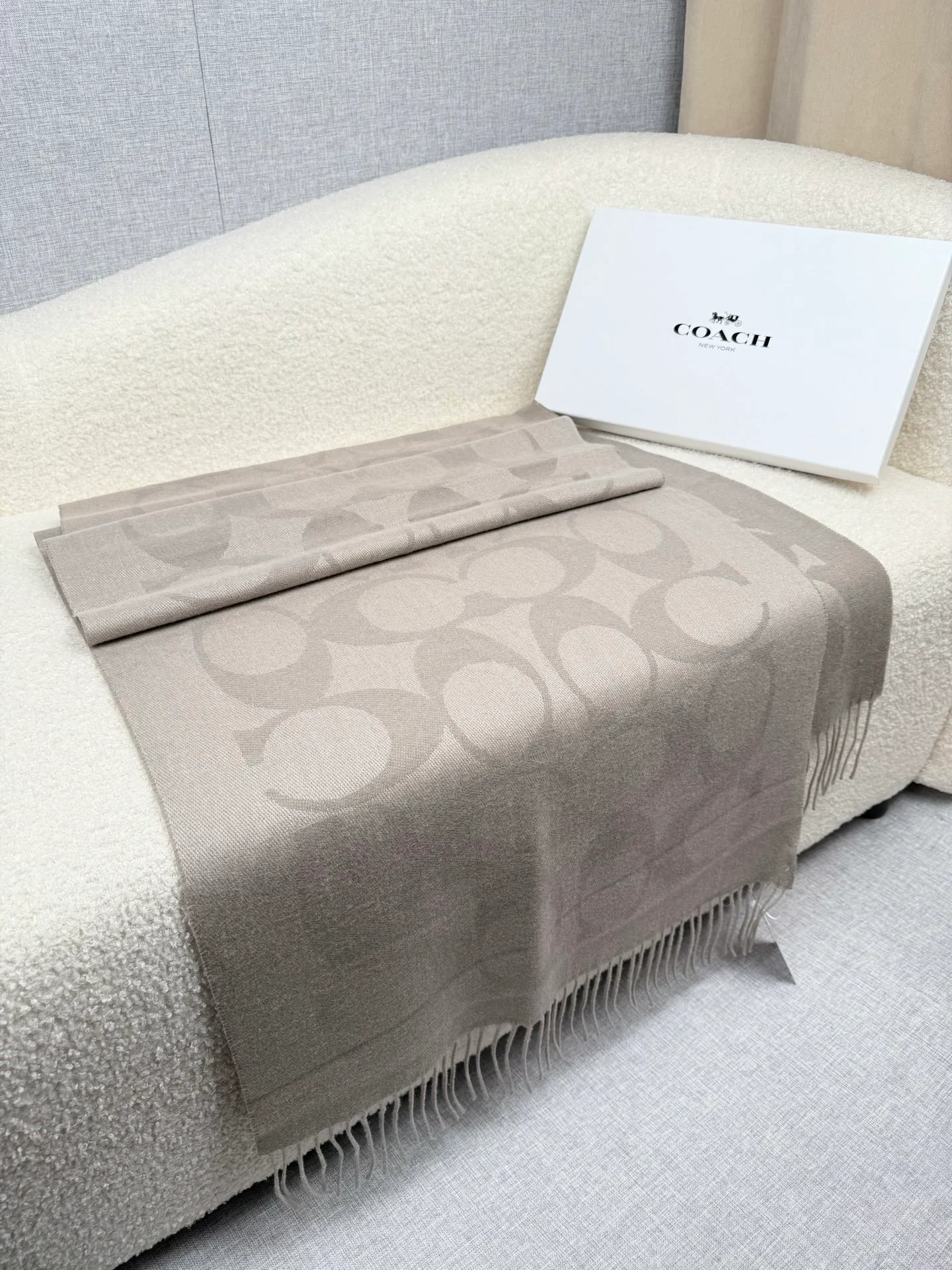 Шарфы Coach 205901