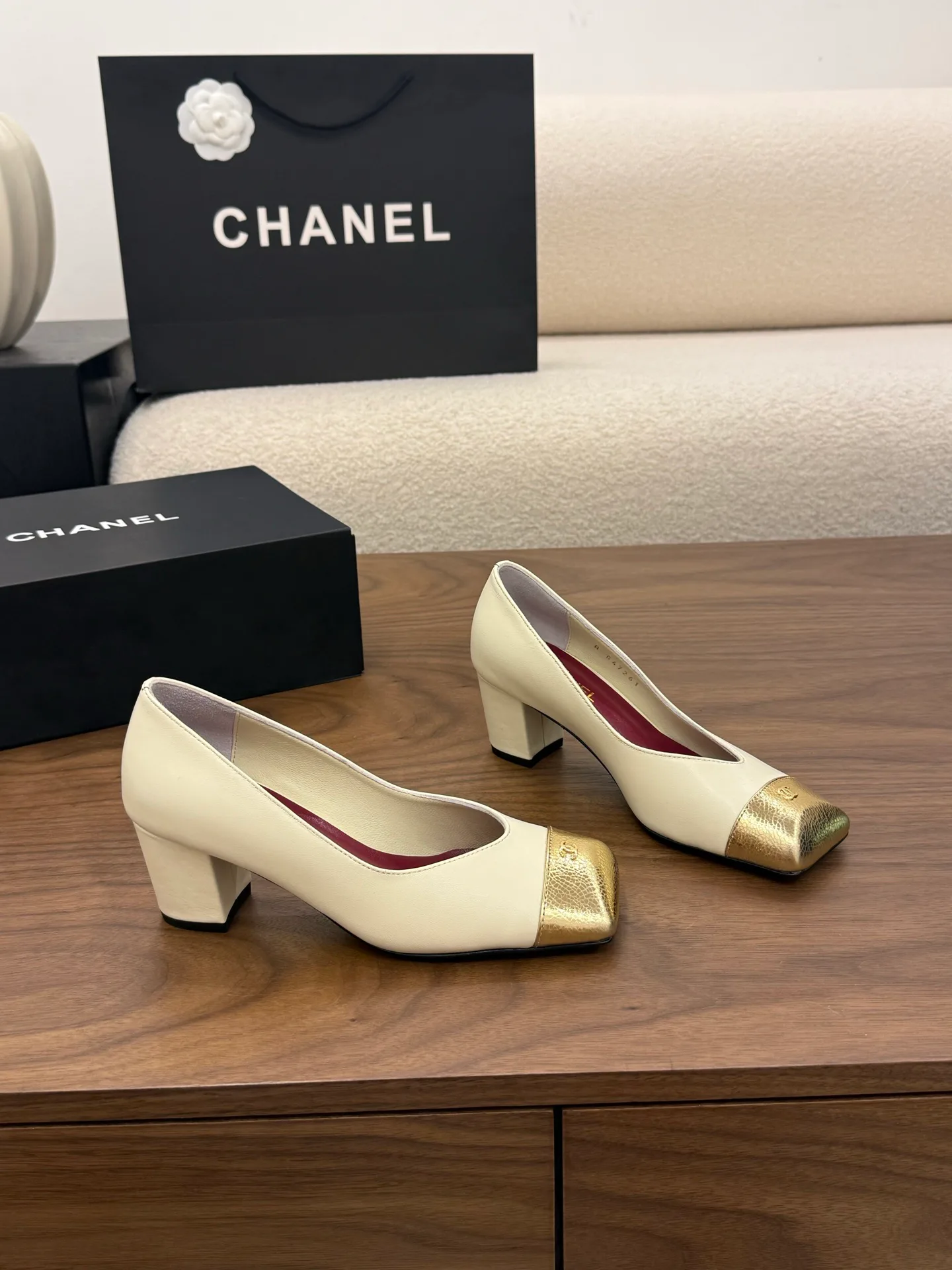 Туфли Женские Chanel 13230790