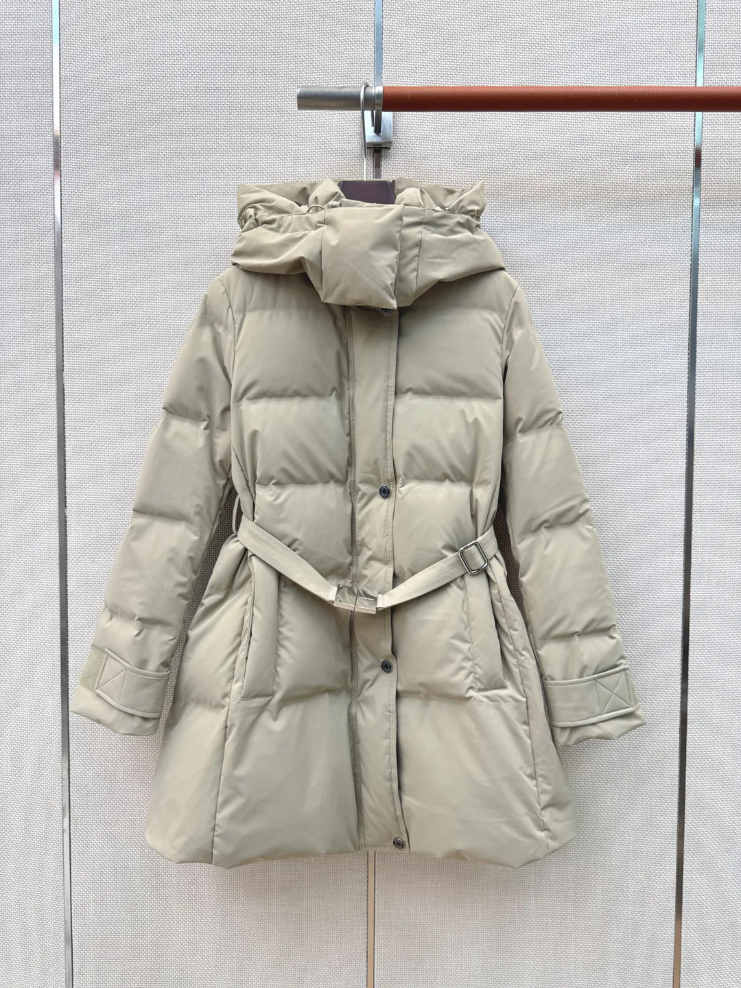 Куртки И Пуховики Женские Burberry 18334416