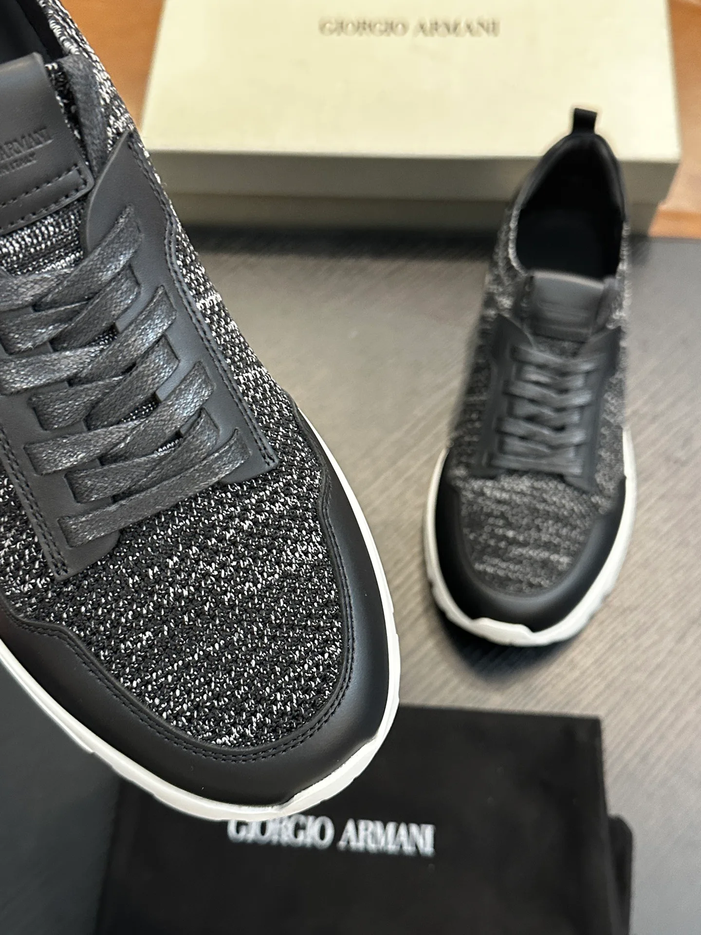 Кроссовки Мужские Armani 10490063