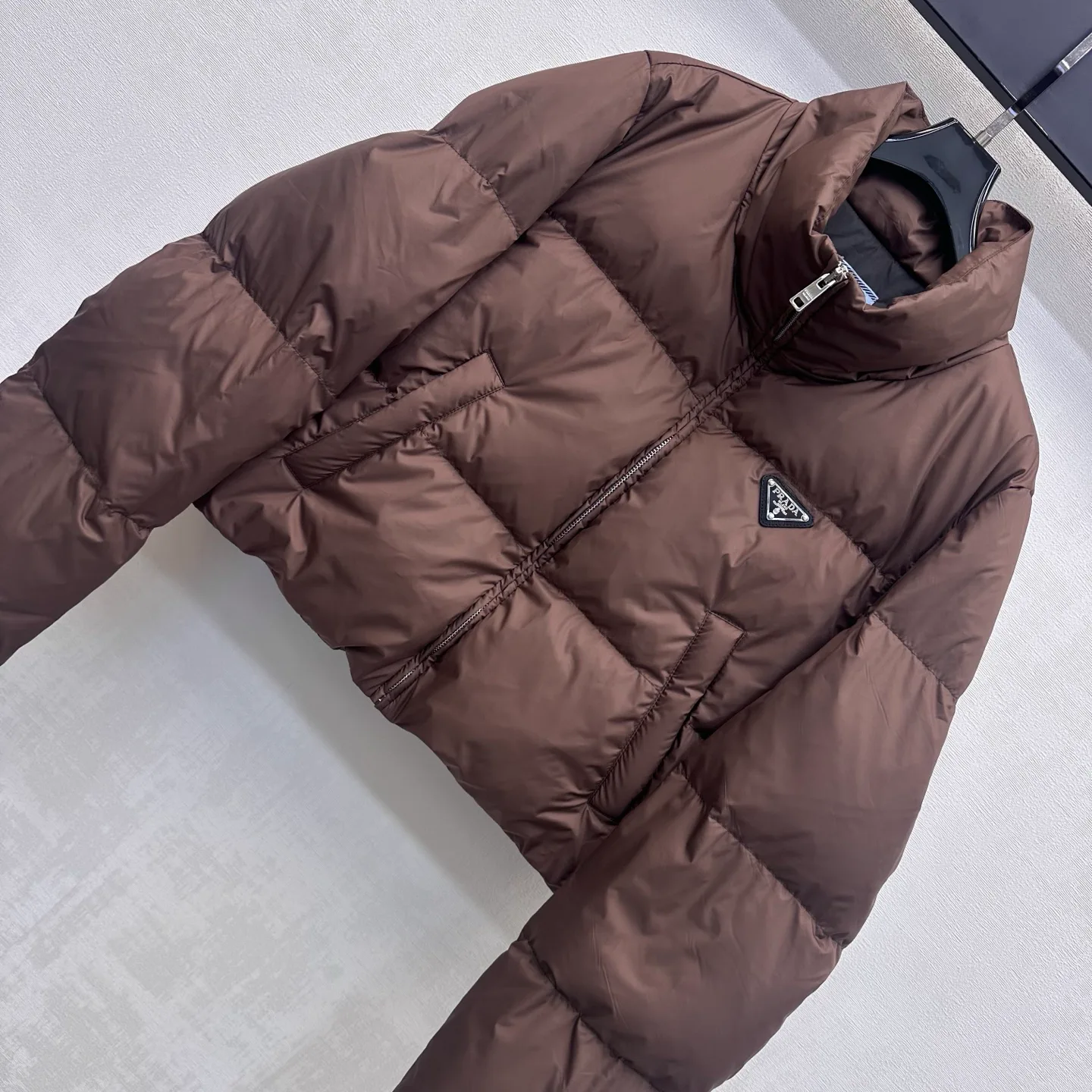 Куртки И Пуховики Женские Prada 18680917