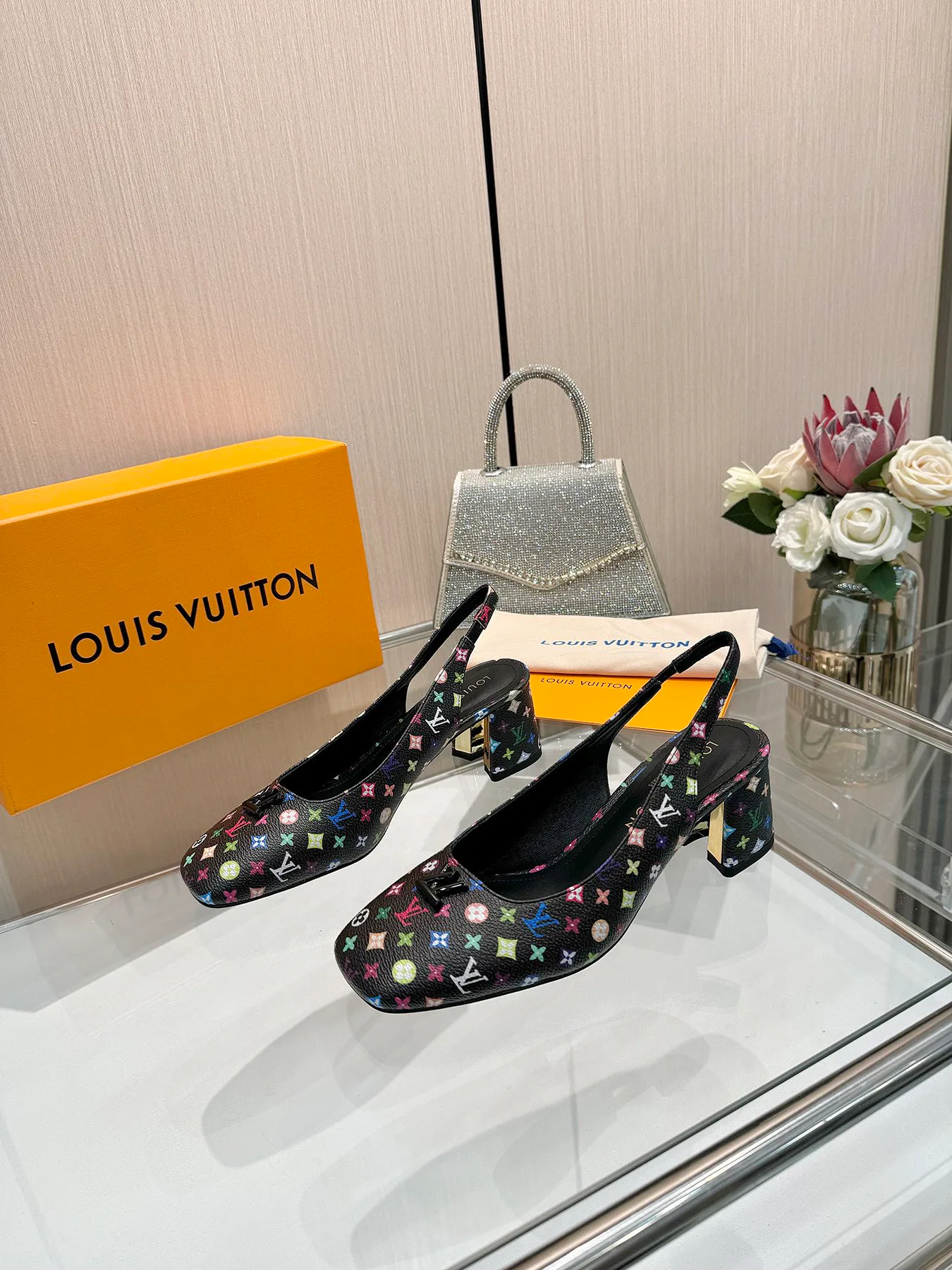 Туфли Женские Louis Vuitton 894863