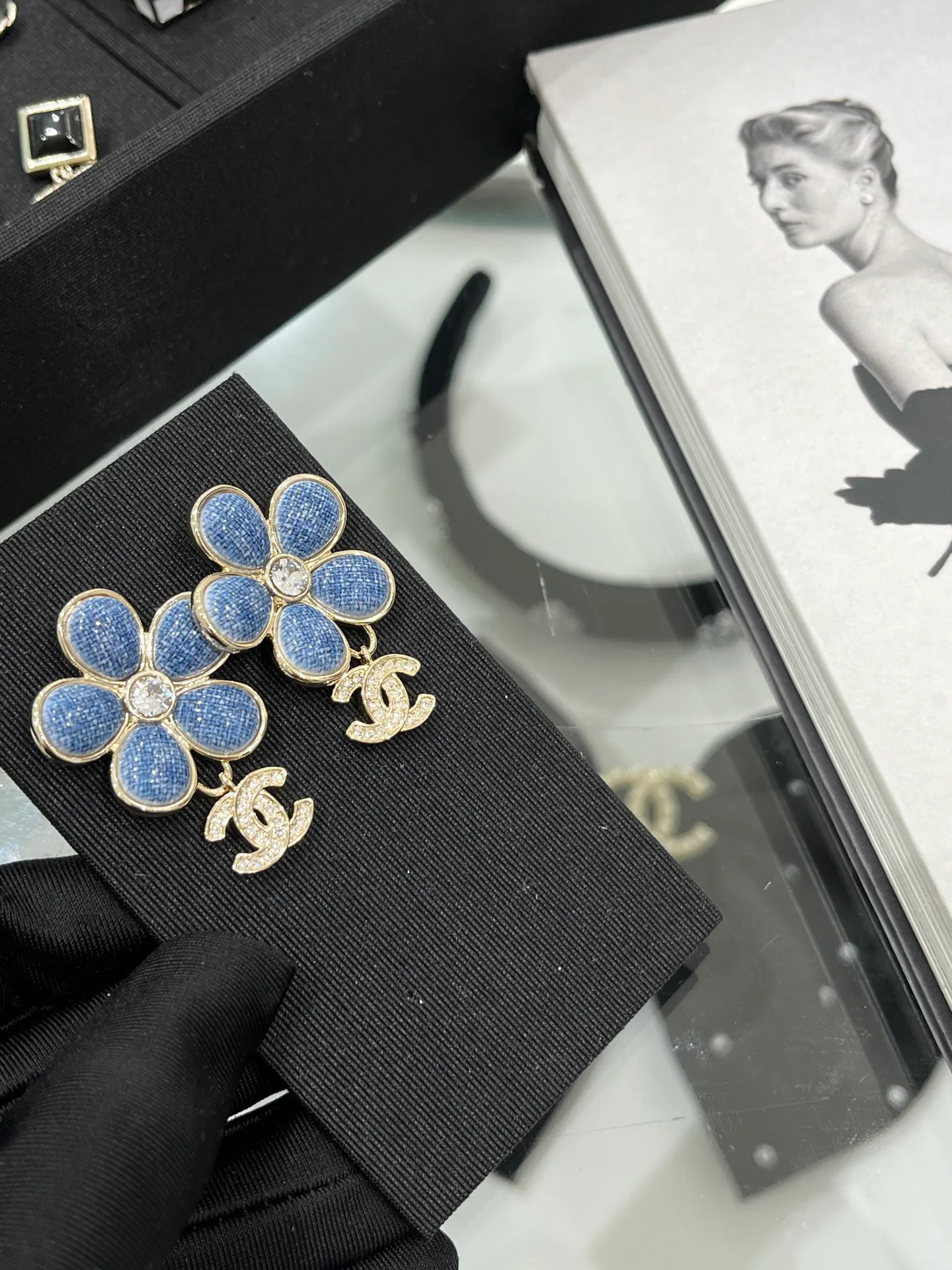 Бижутерия Chanel 1301154