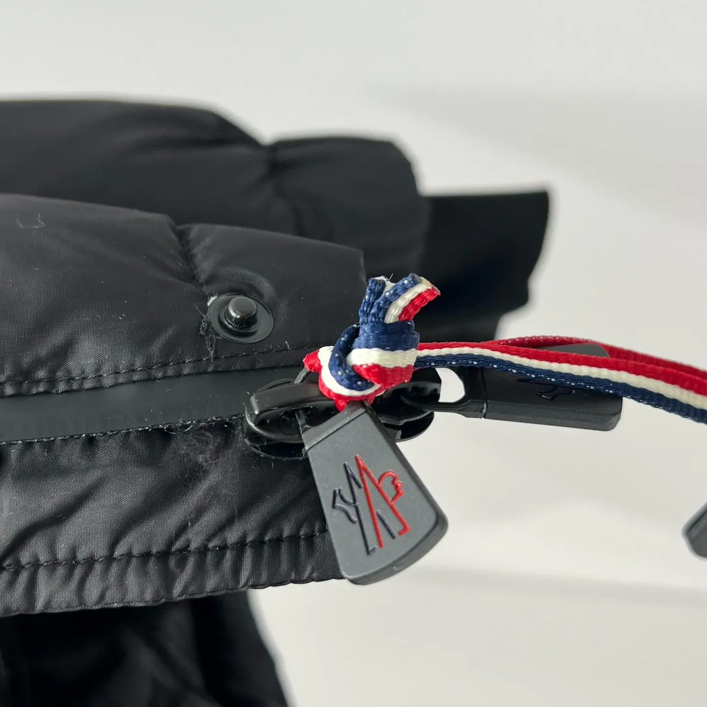 Куртки И Пуховики Женские Moncler 6179070