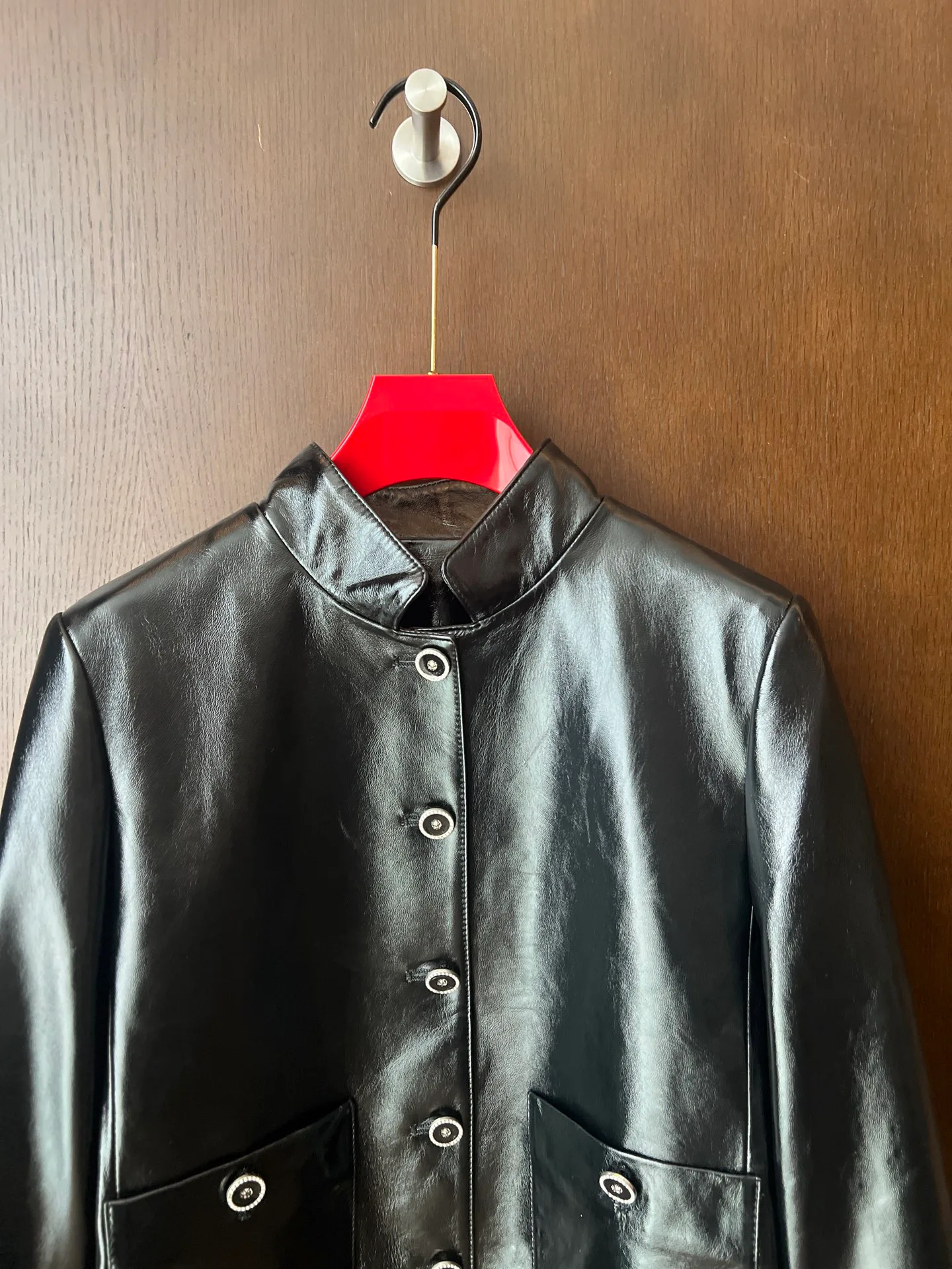 Кожаные Куртки И Дублёнки Женские Chanel 9101731