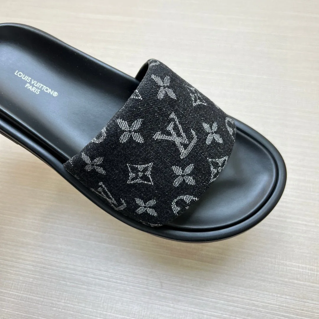 Шлепанцы Женские Louis Vuitton 9801505