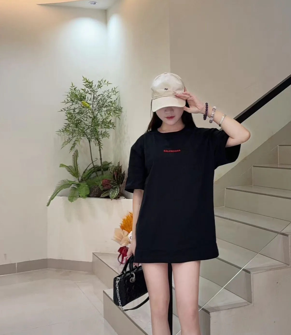 Футболки Женские Balenciaga 1859982