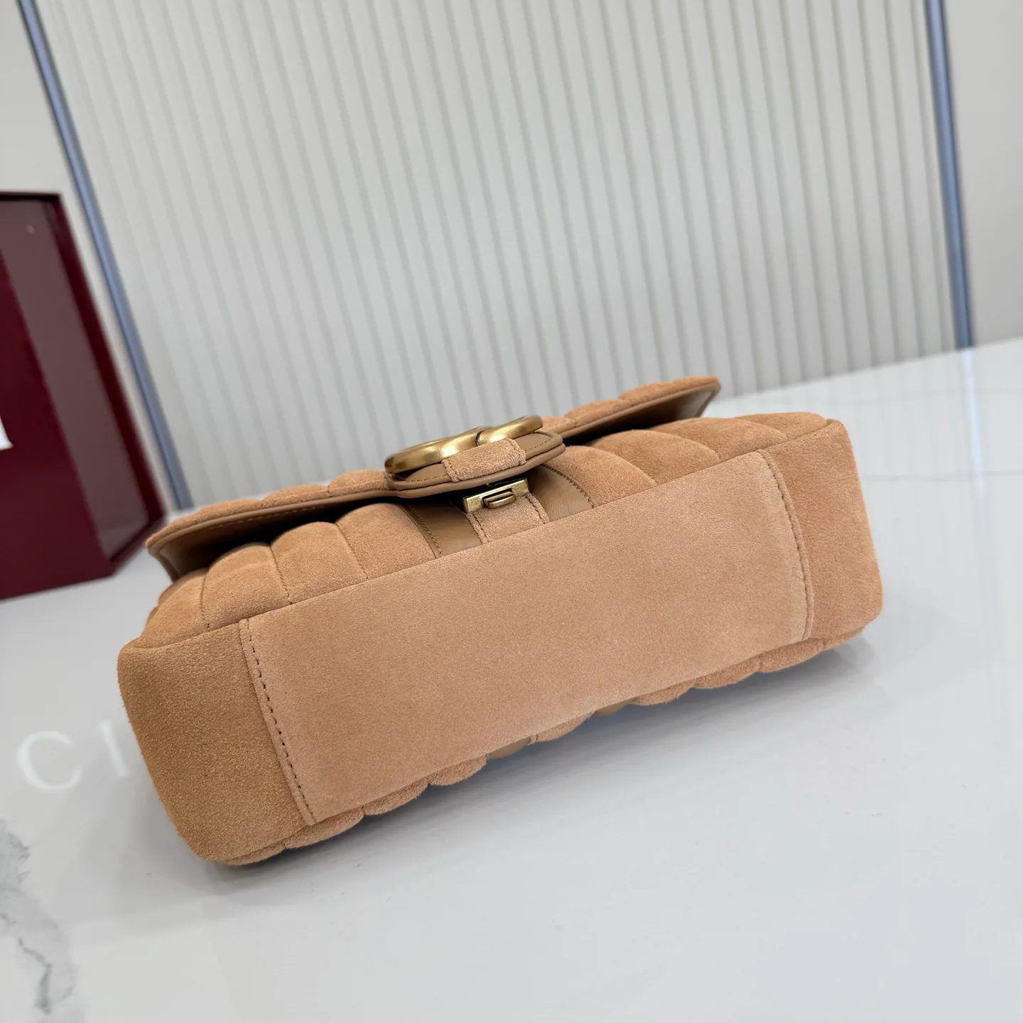 Классические Сумки Женские Gucci 18210743