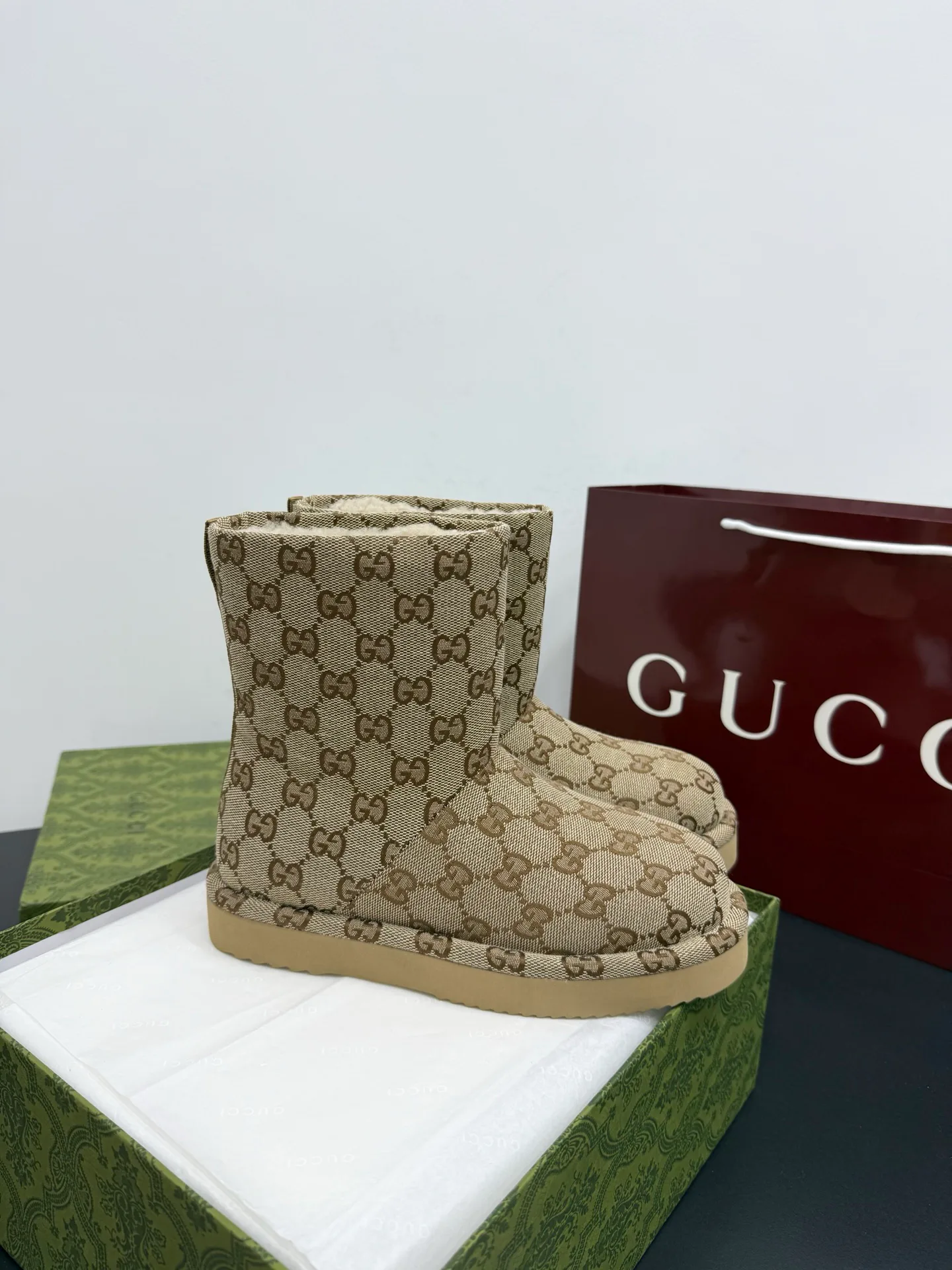 Угги Женские Gucci 582140