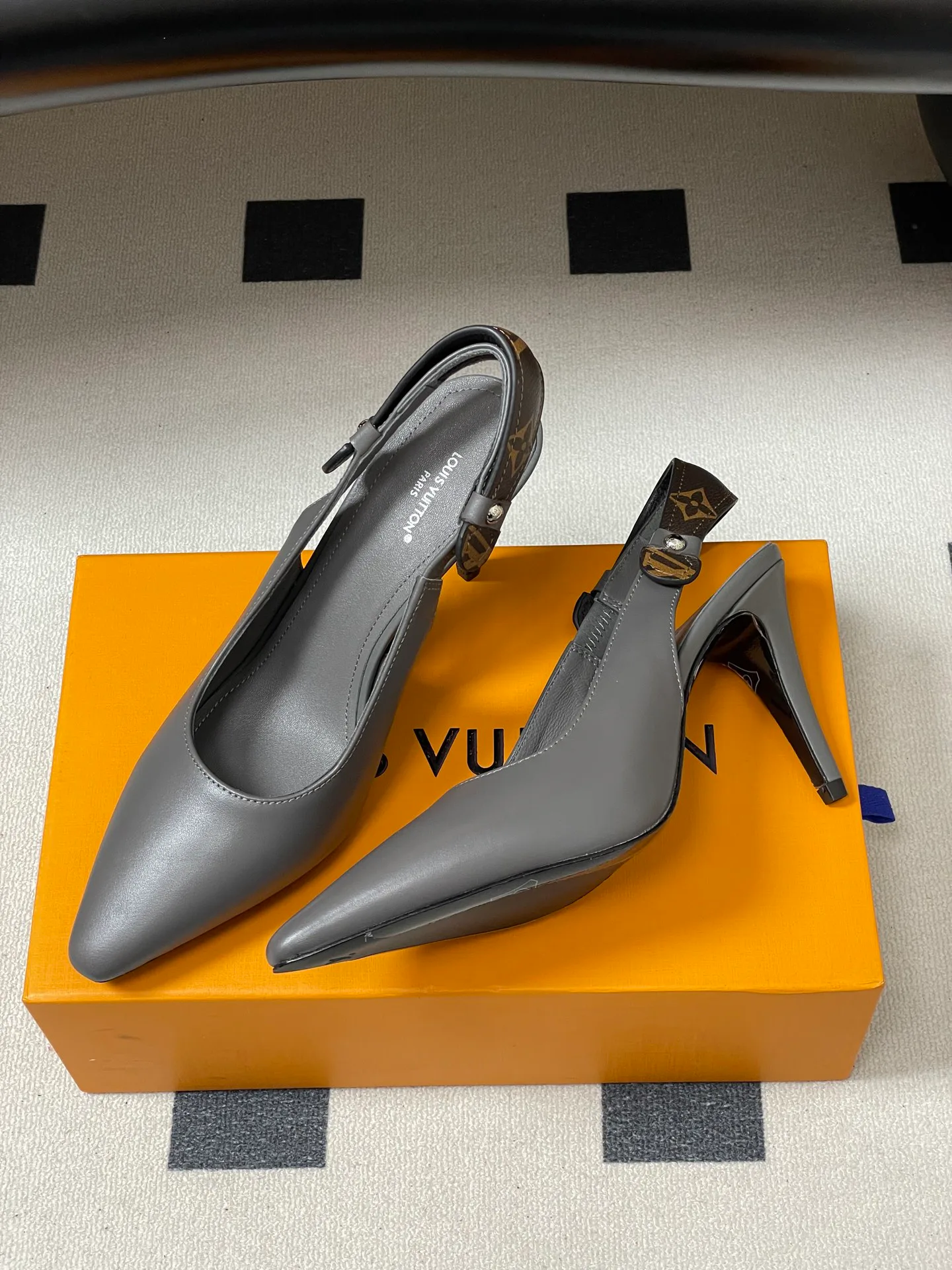 Туфли Женские Louis Vuitton 668701