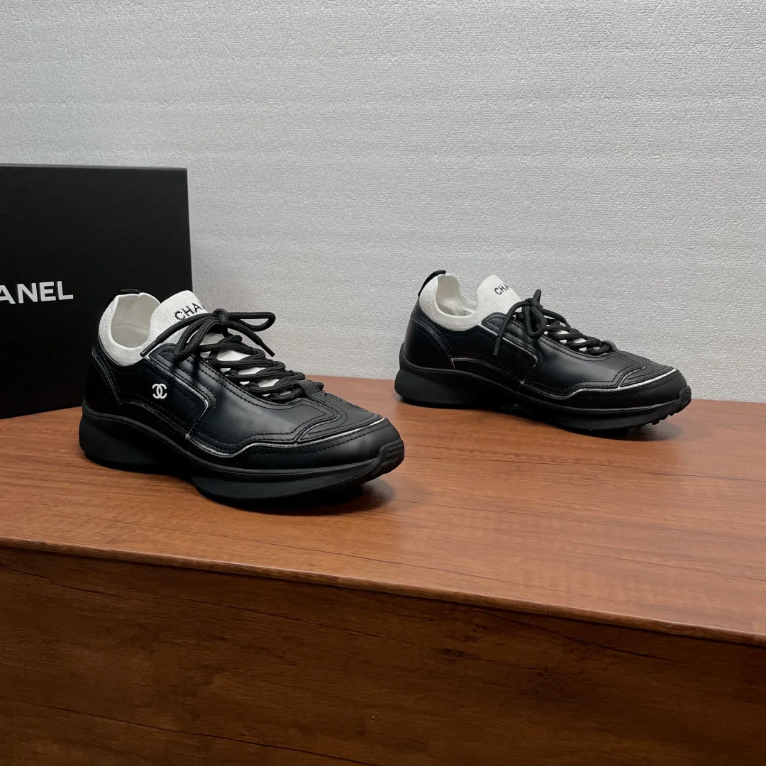 Кроссовки Женские Chanel 17542459