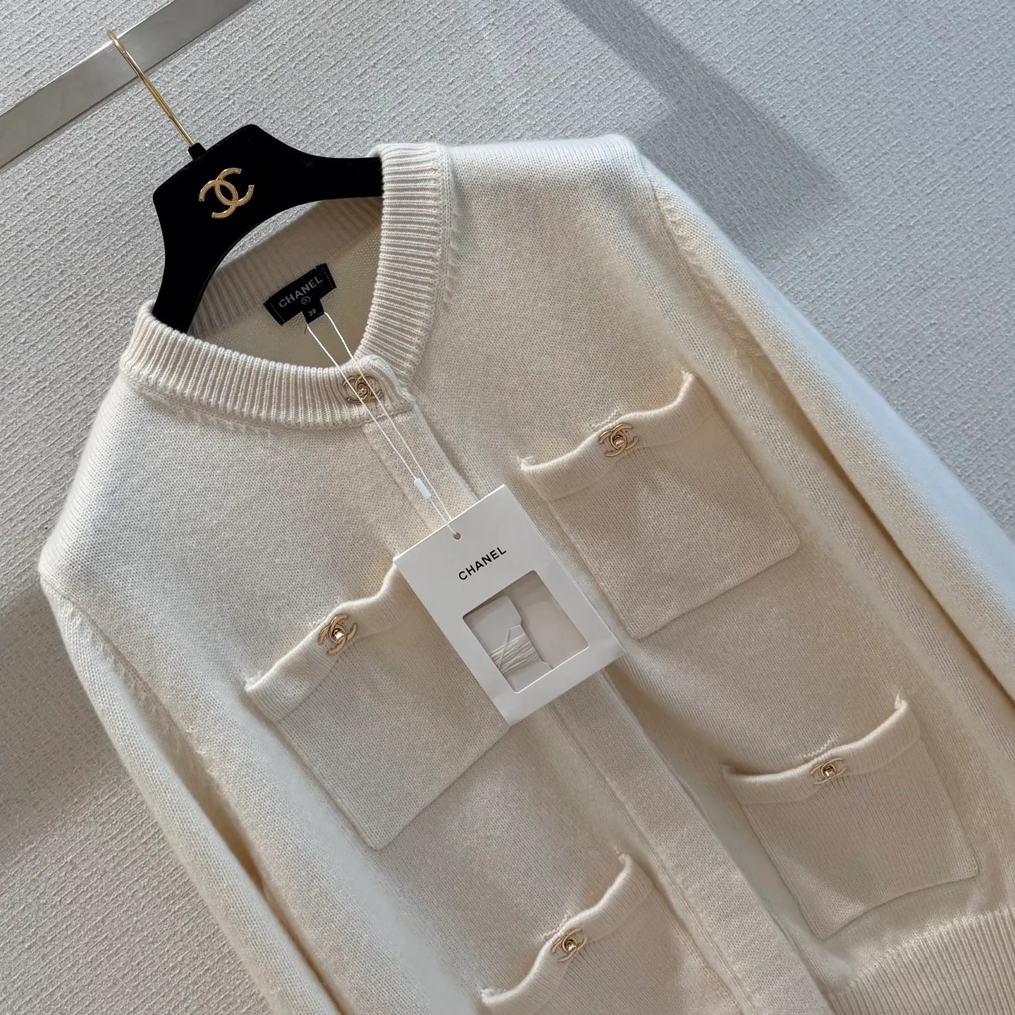 Джемперы И Свитеры Женские Chanel 18138591
