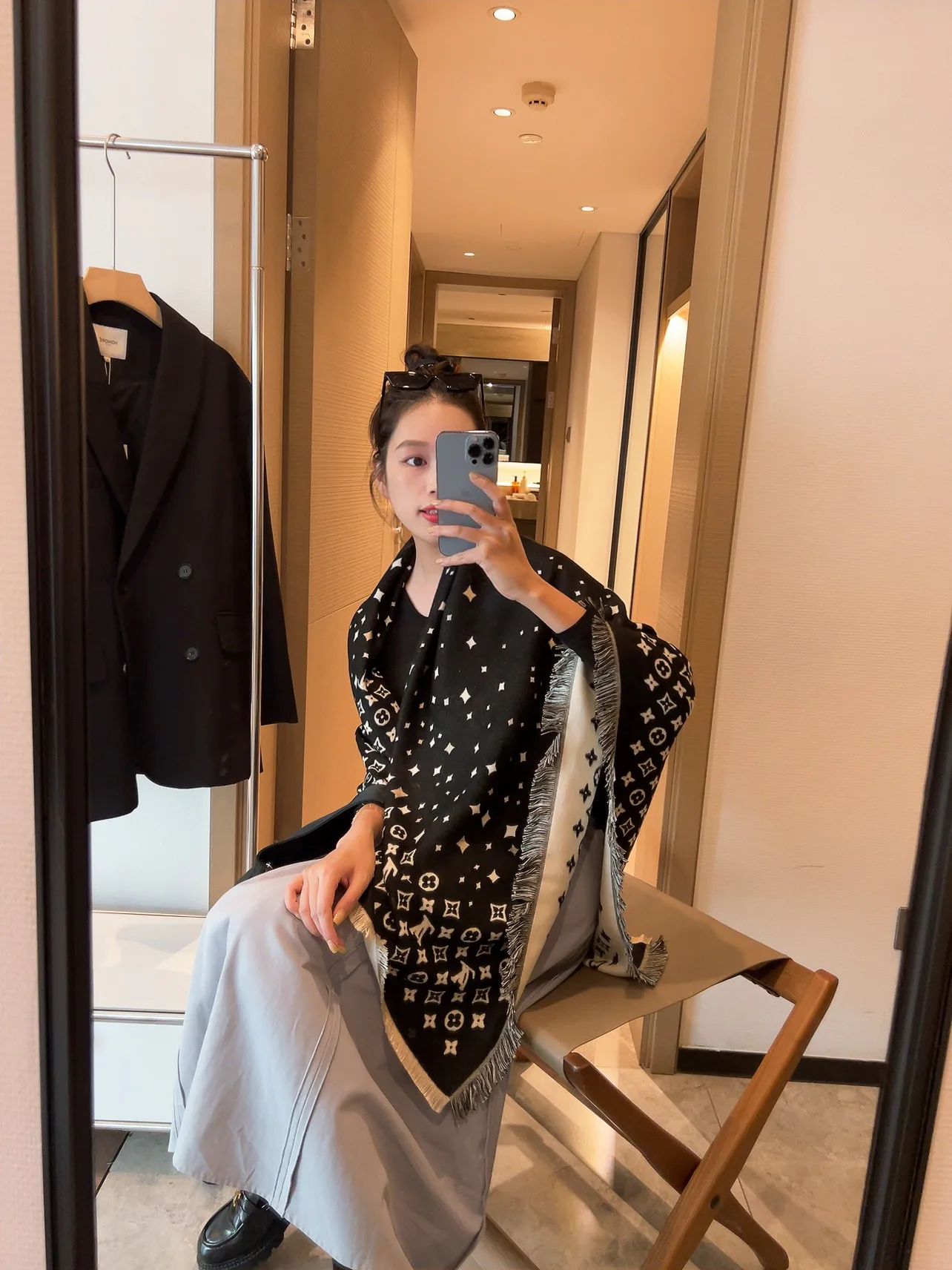 Шарфы Louis Vuitton 1973639