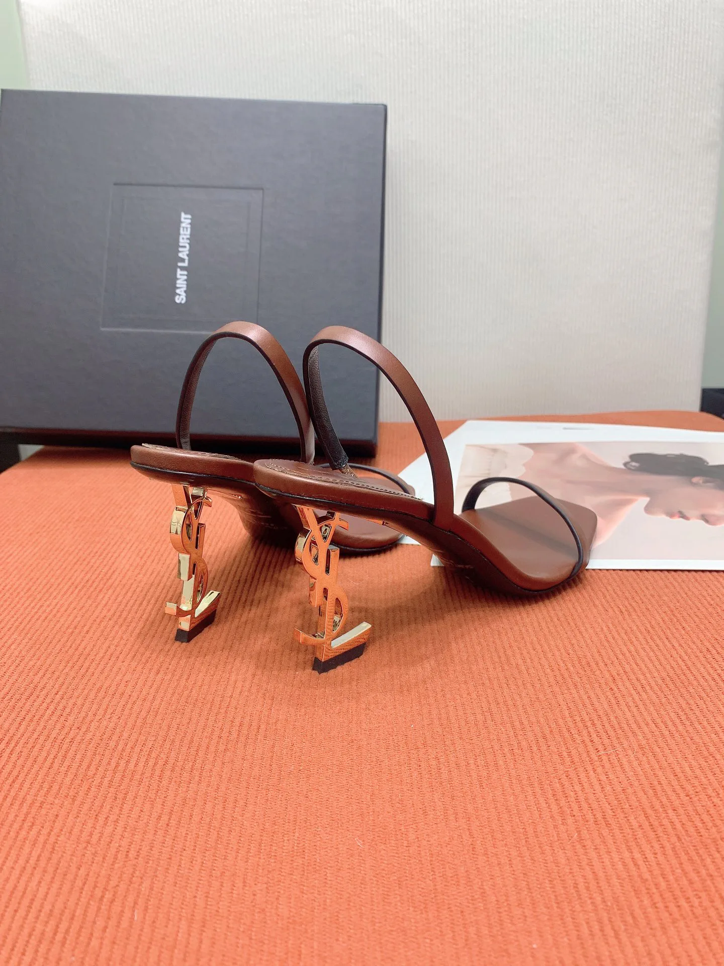 Туфли Женские Saint Laurent 4348425