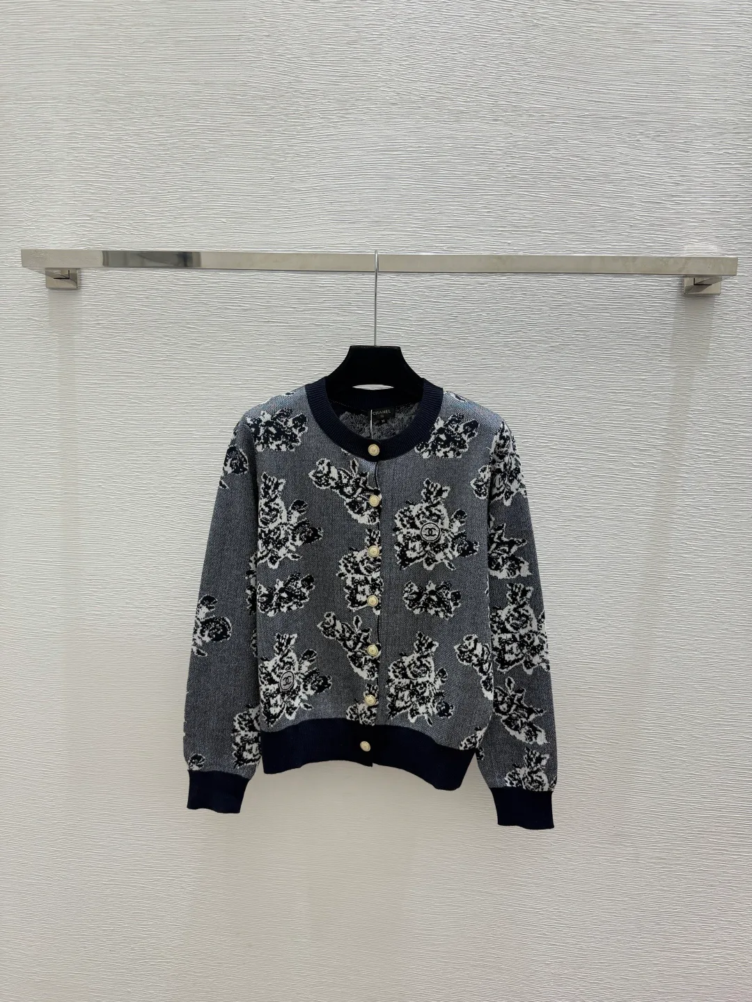 Джемперы И Свитеры Женские Chanel 18138683
