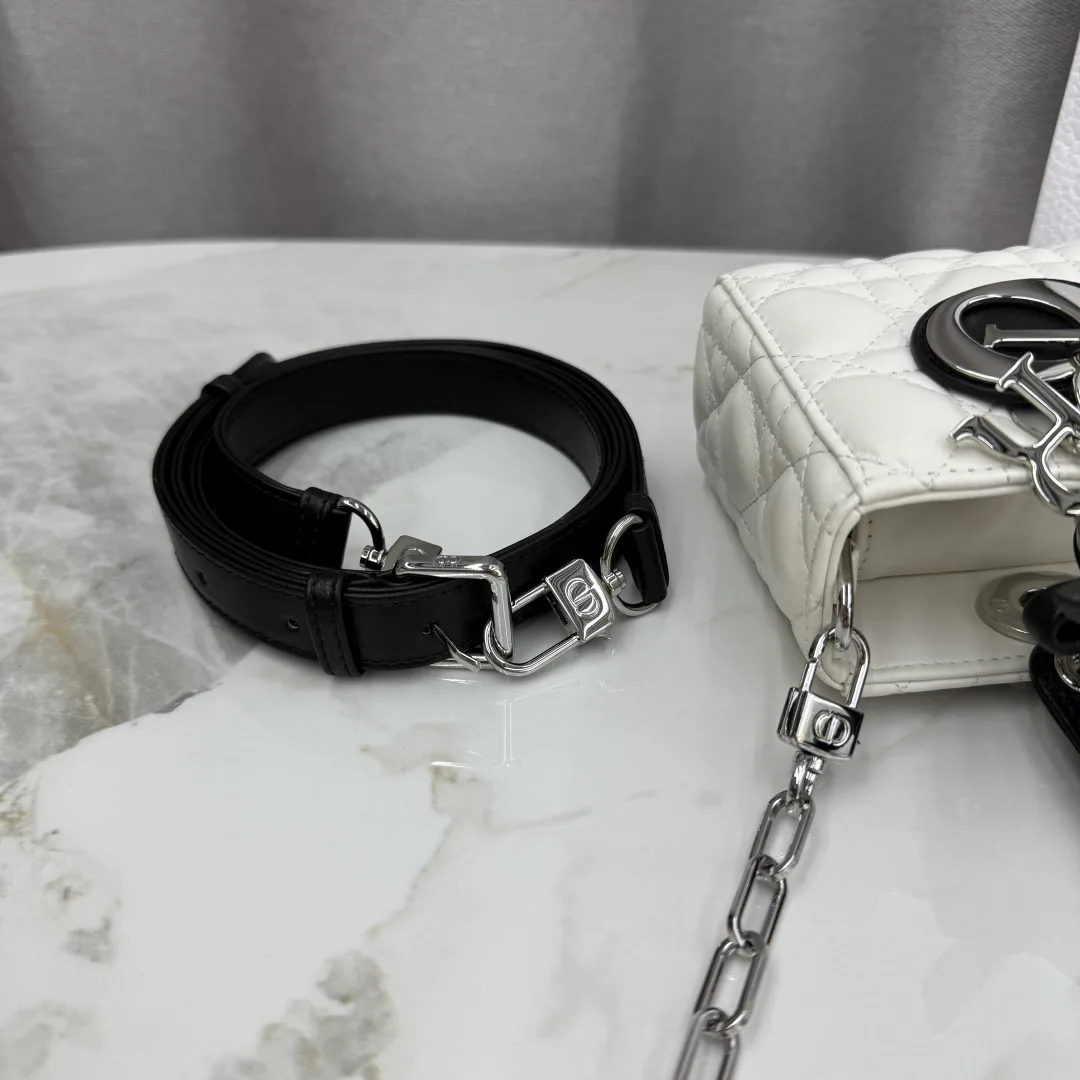 Классические Сумки Женские Christian Dior 11905804