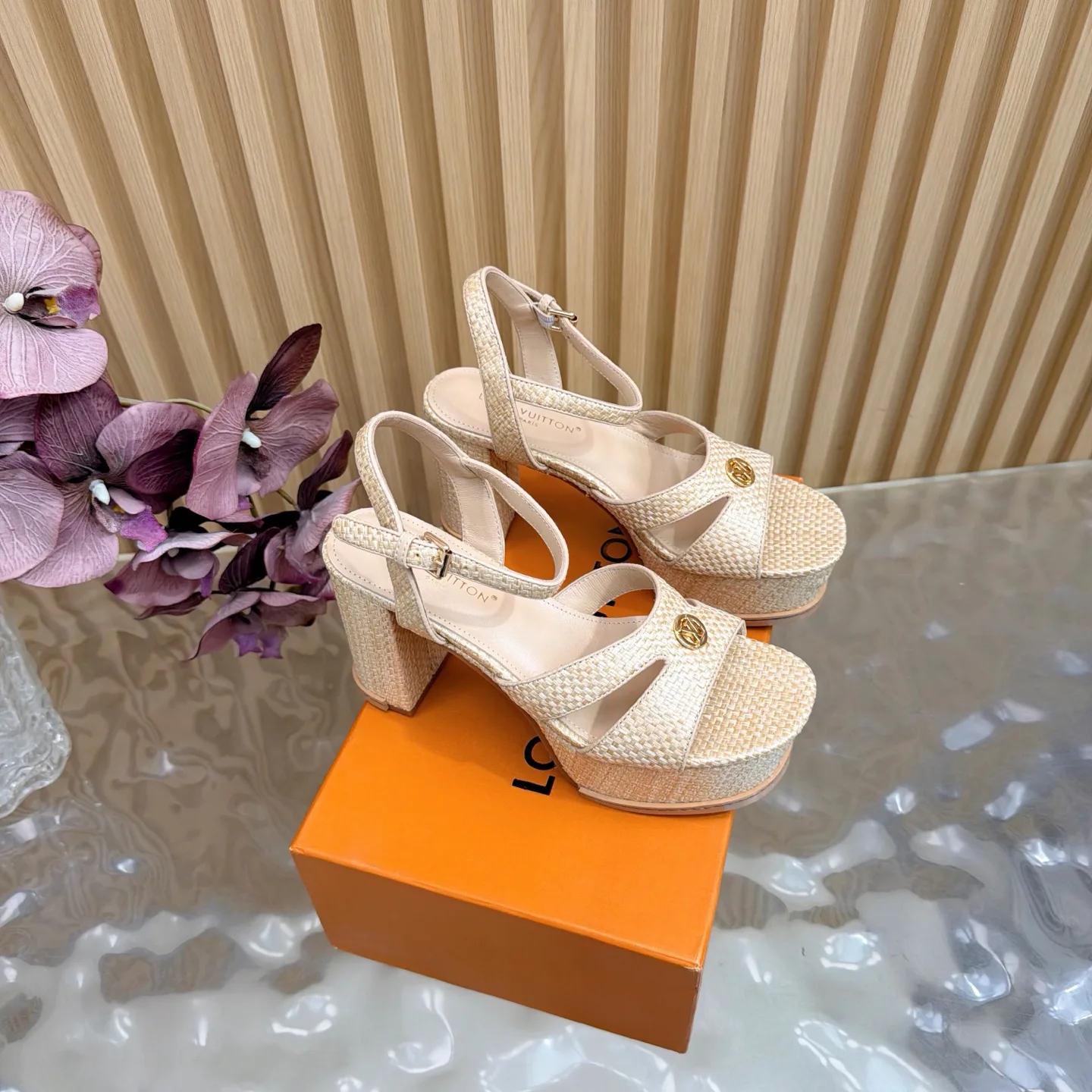 Босоножки Женские Louis Vuitton 629260