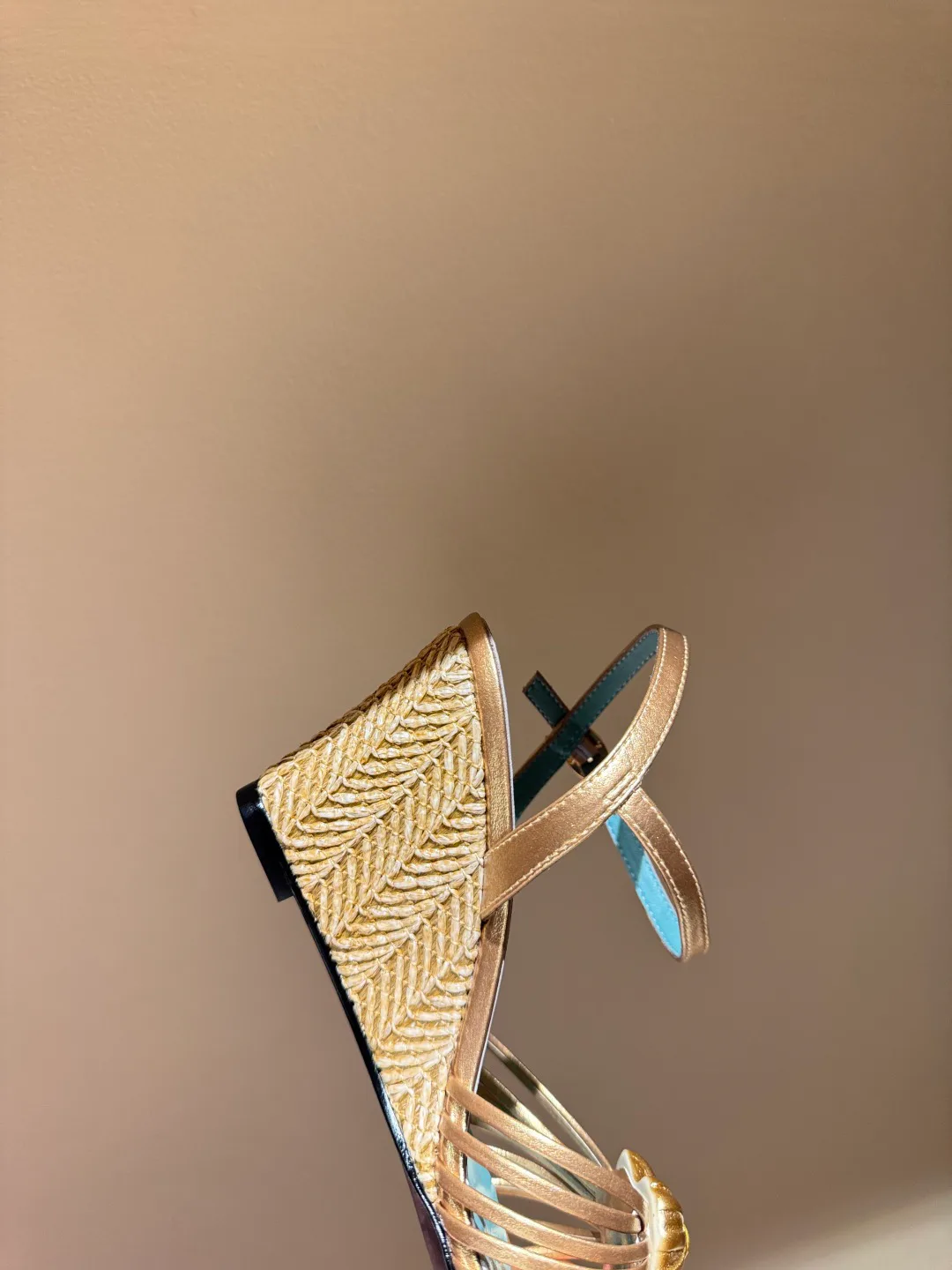 Босоножки Женские Valentino 17968673