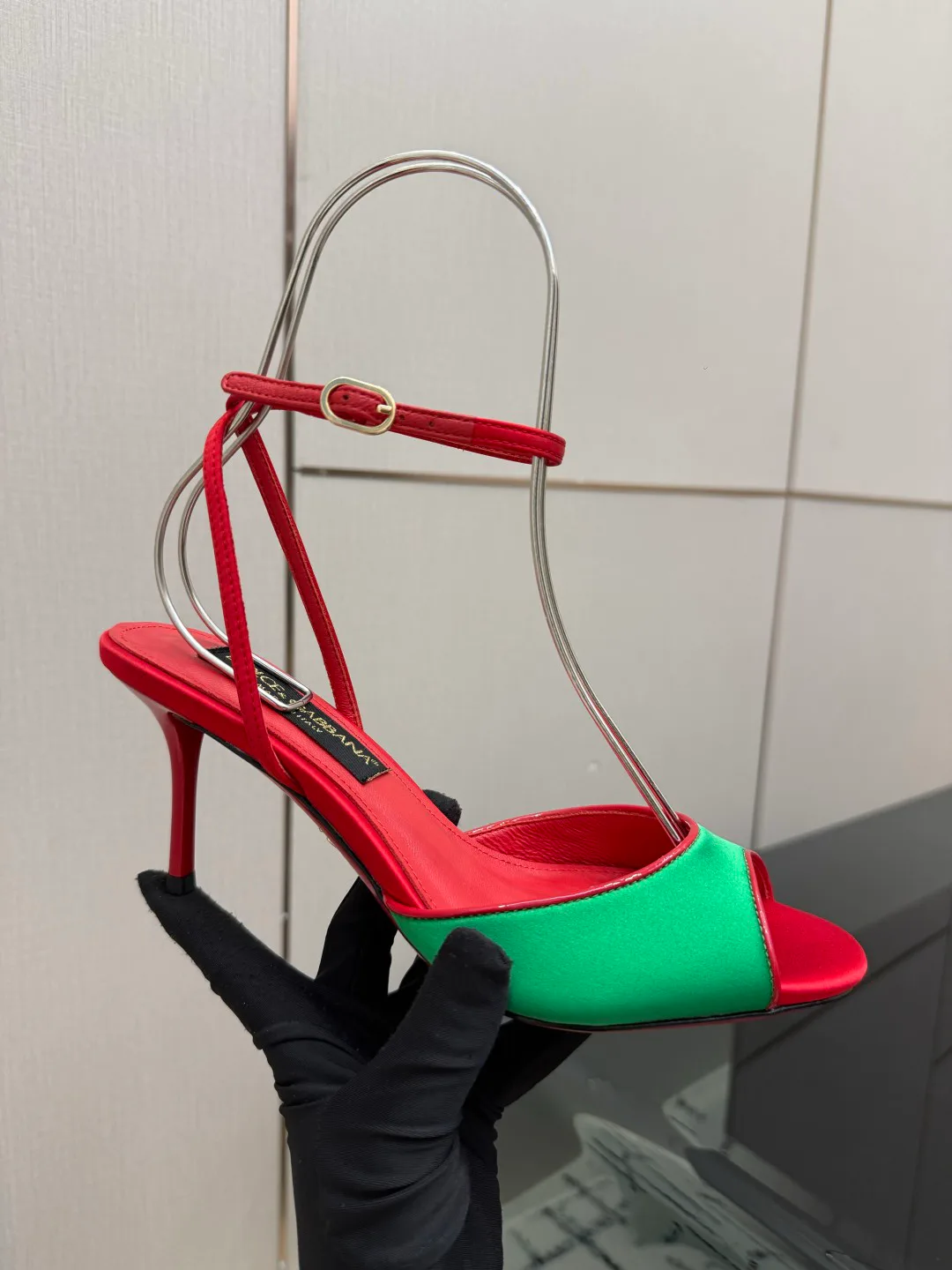 Босоножки Женские Dolce & Gabbana 18335961