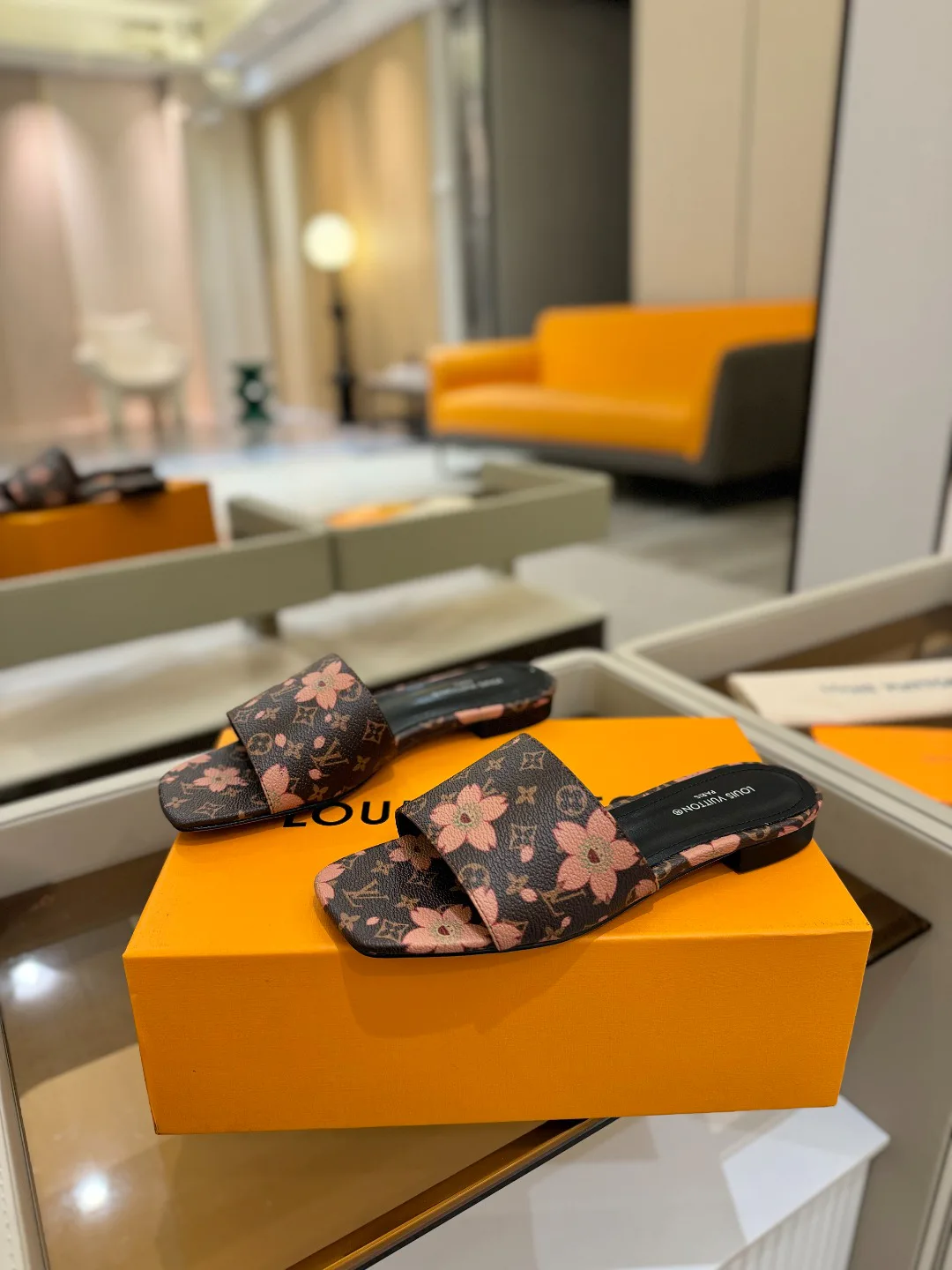 Сандалии Женские Louis Vuitton 9865383