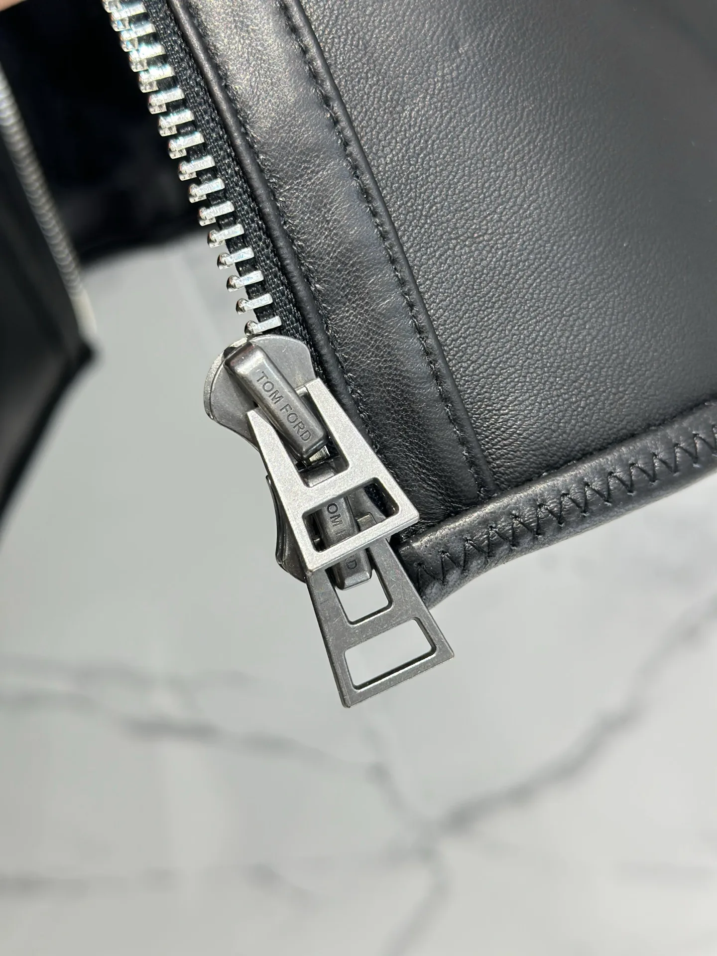 Кожаные Куртки И Дублёнки Мужские Tom Ford 11700493