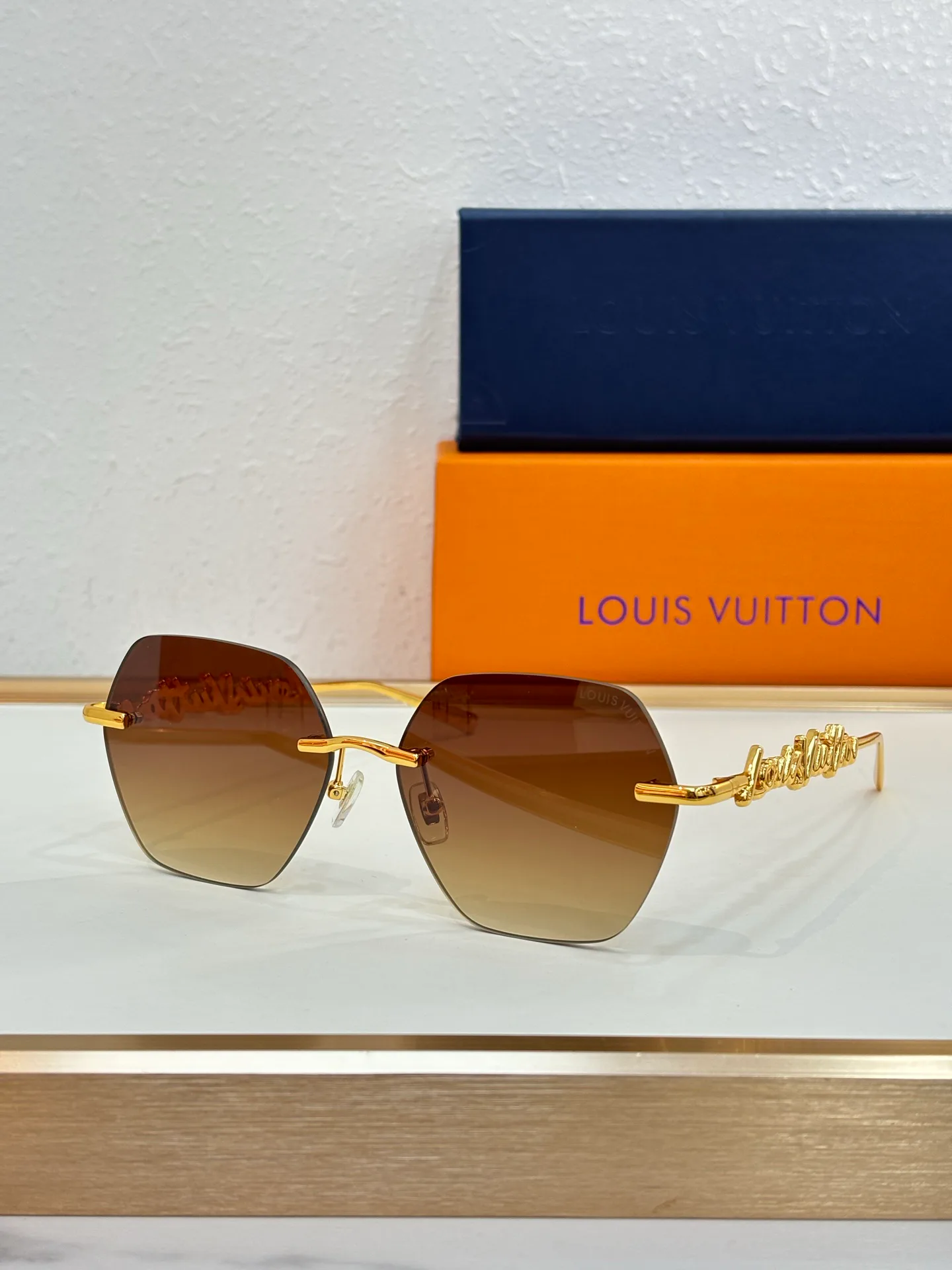 Очки Louis Vuitton 18629798