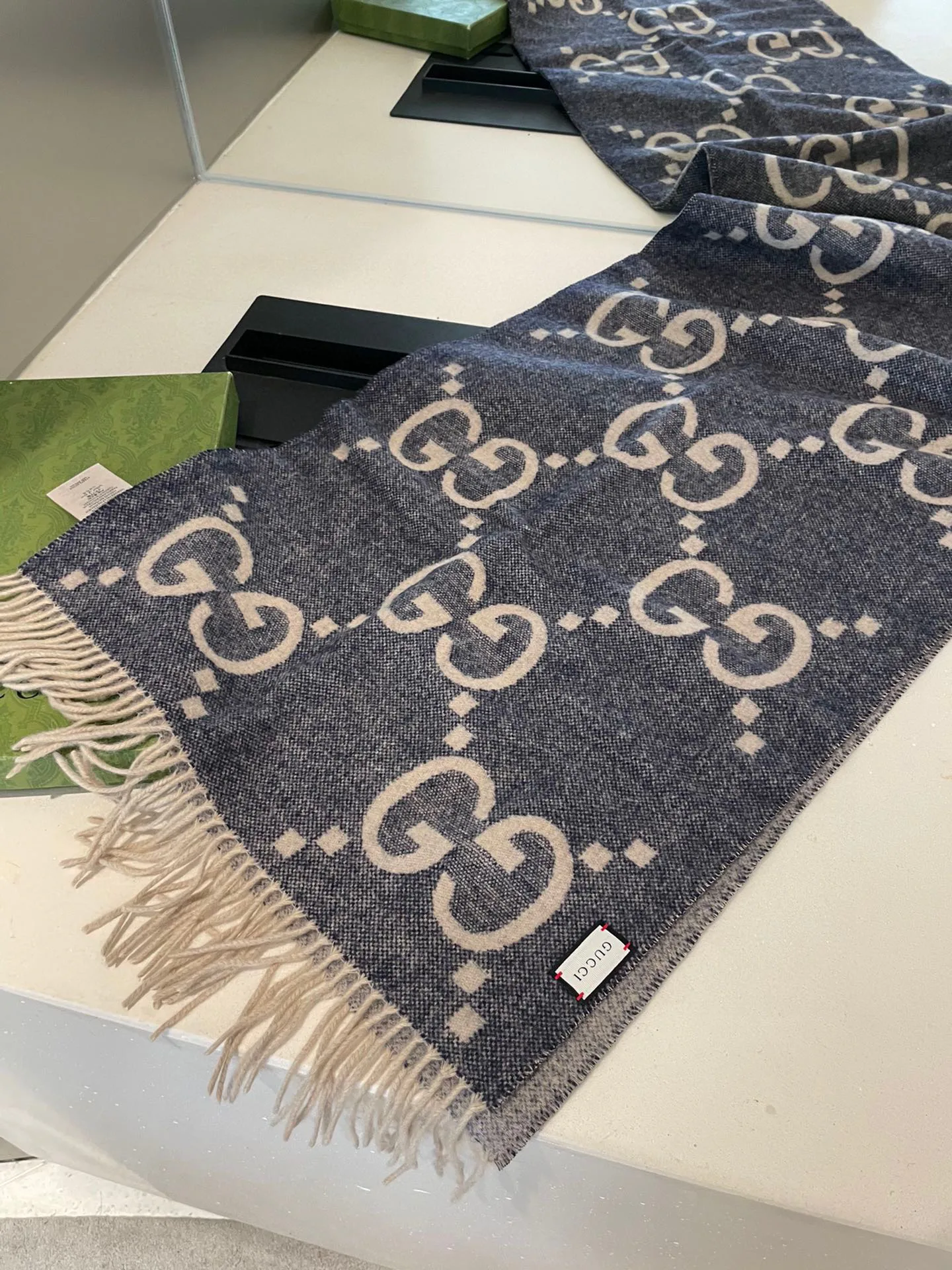 Шарфы Gucci 438382