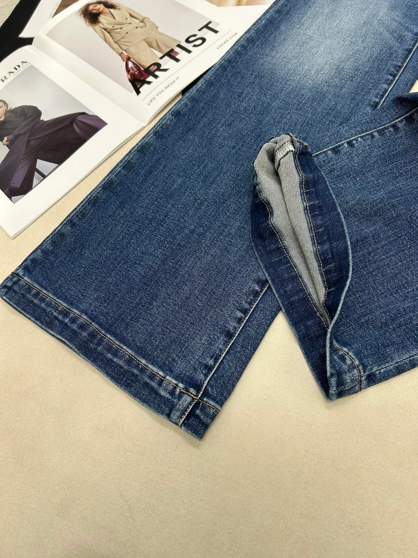 Джинсы Женские Saint Laurent 19045091