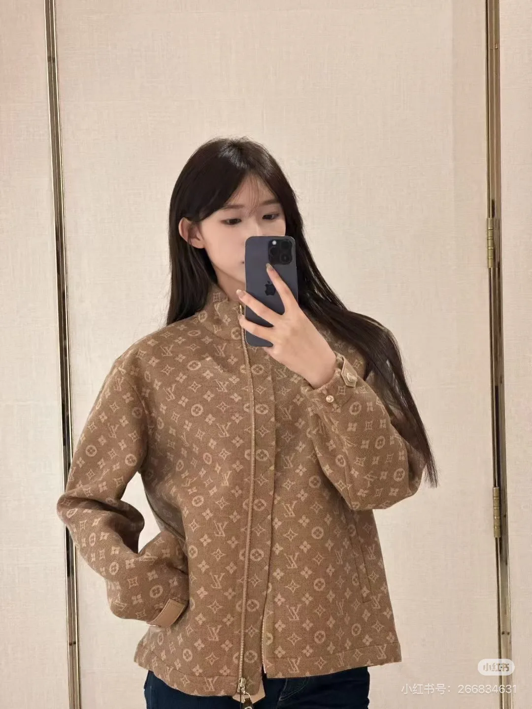 Куртки И Пуховики Женские Louis Vuitton 252864