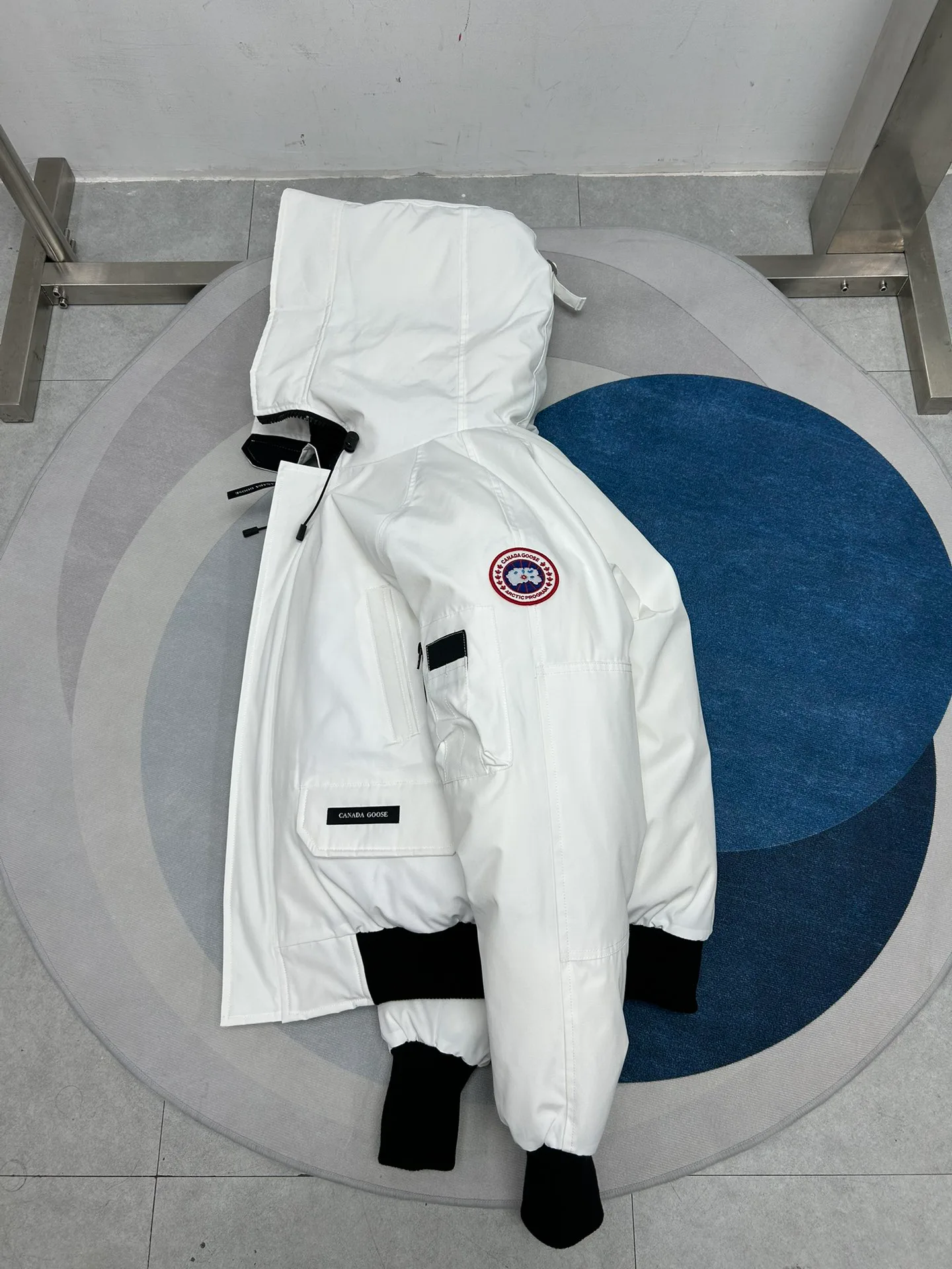 Куртки И Пуховики Женские Canada Goose 231492