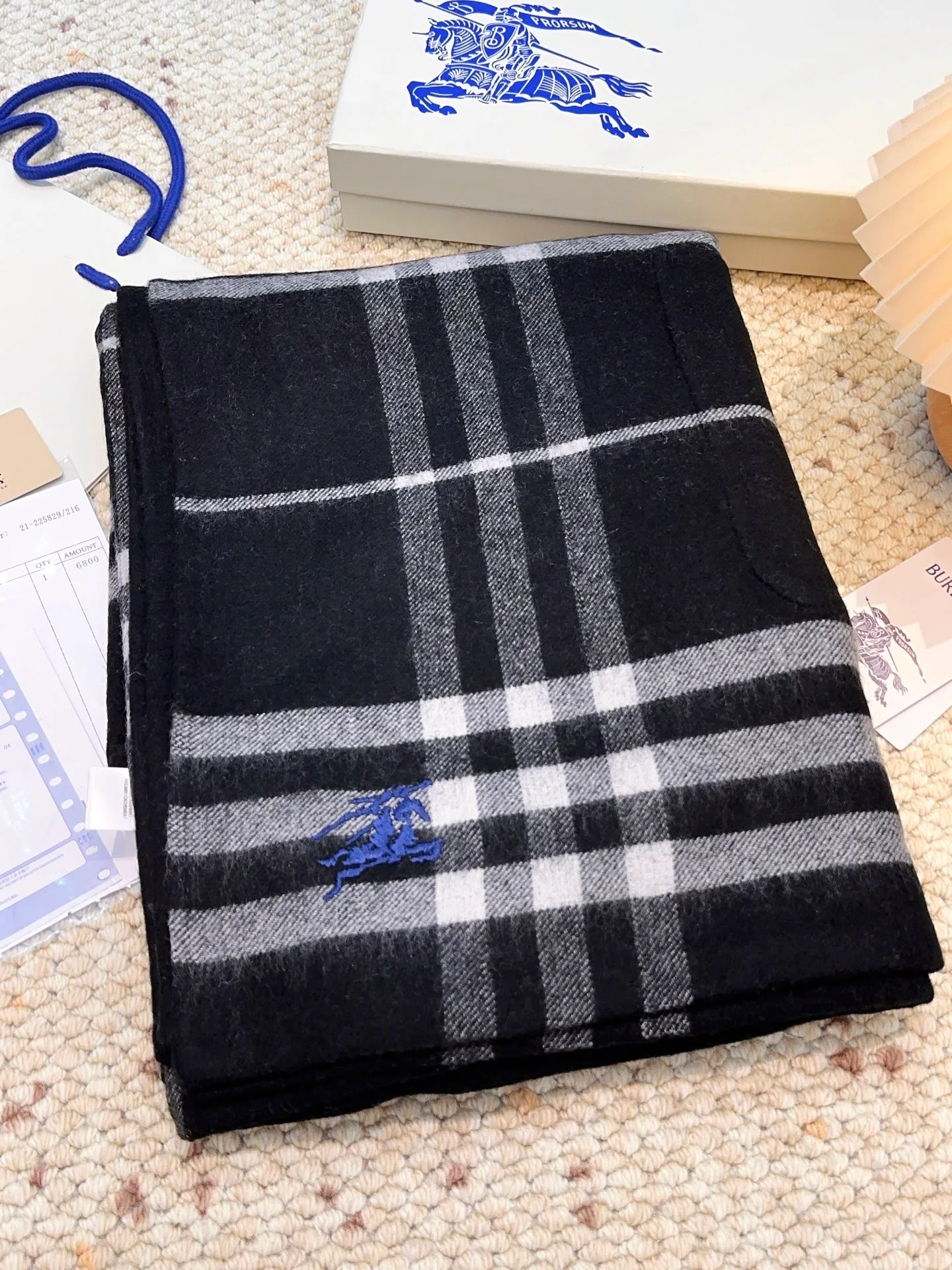 Пальто Женские Burberry 18105483