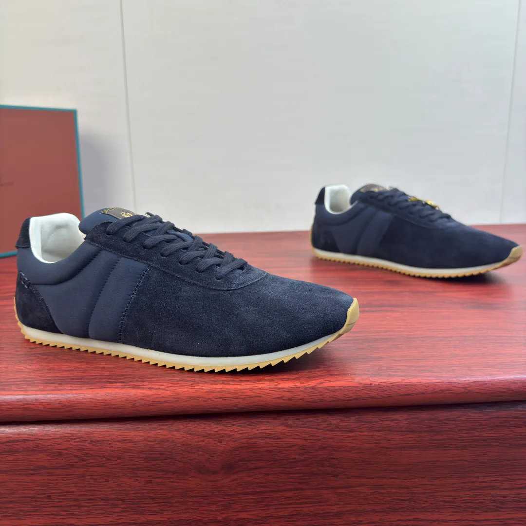 Кроссовки Женские Loro Piana 17636484