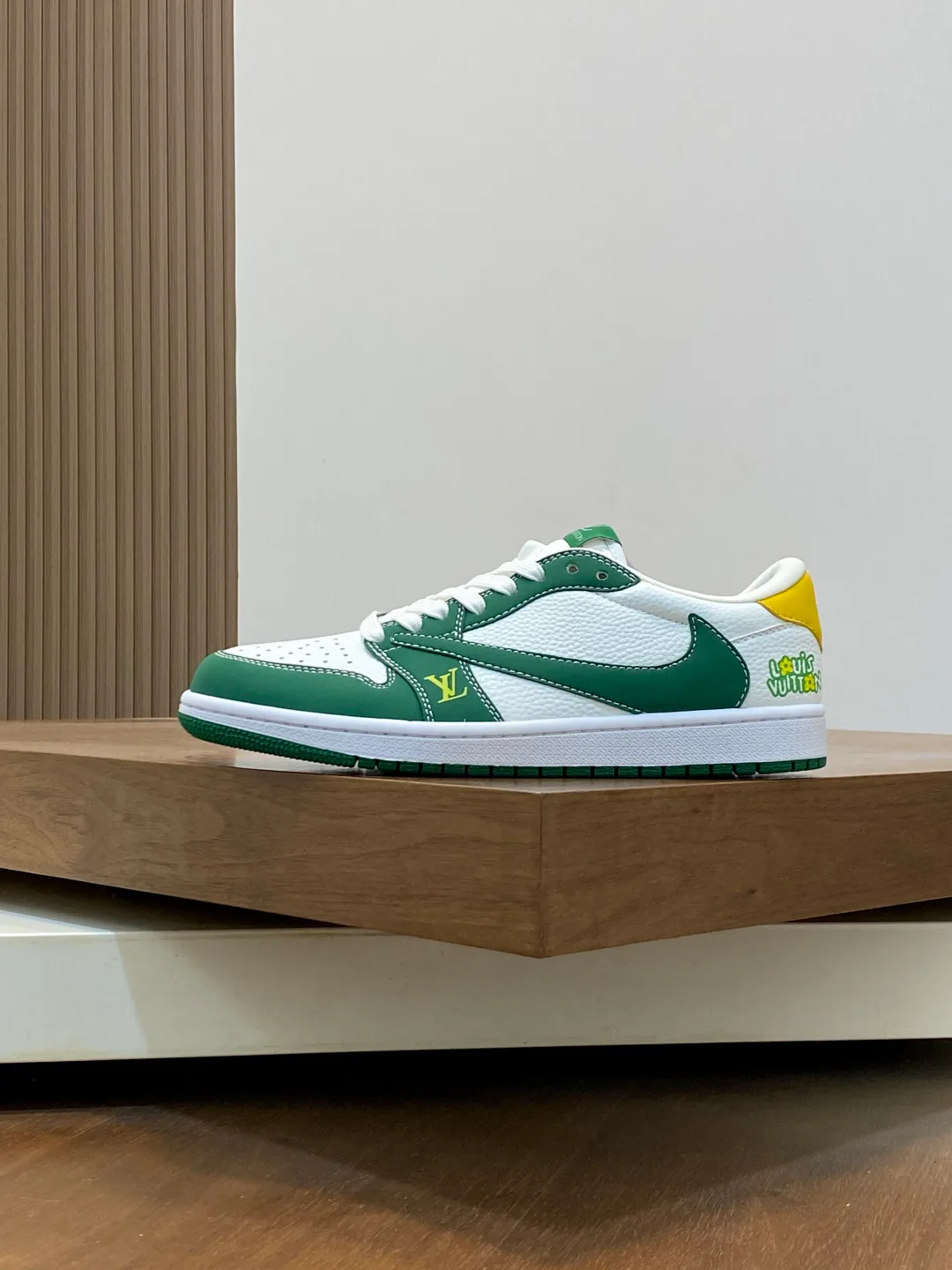 Кроссовки Мужские Louis Vuitton 162946